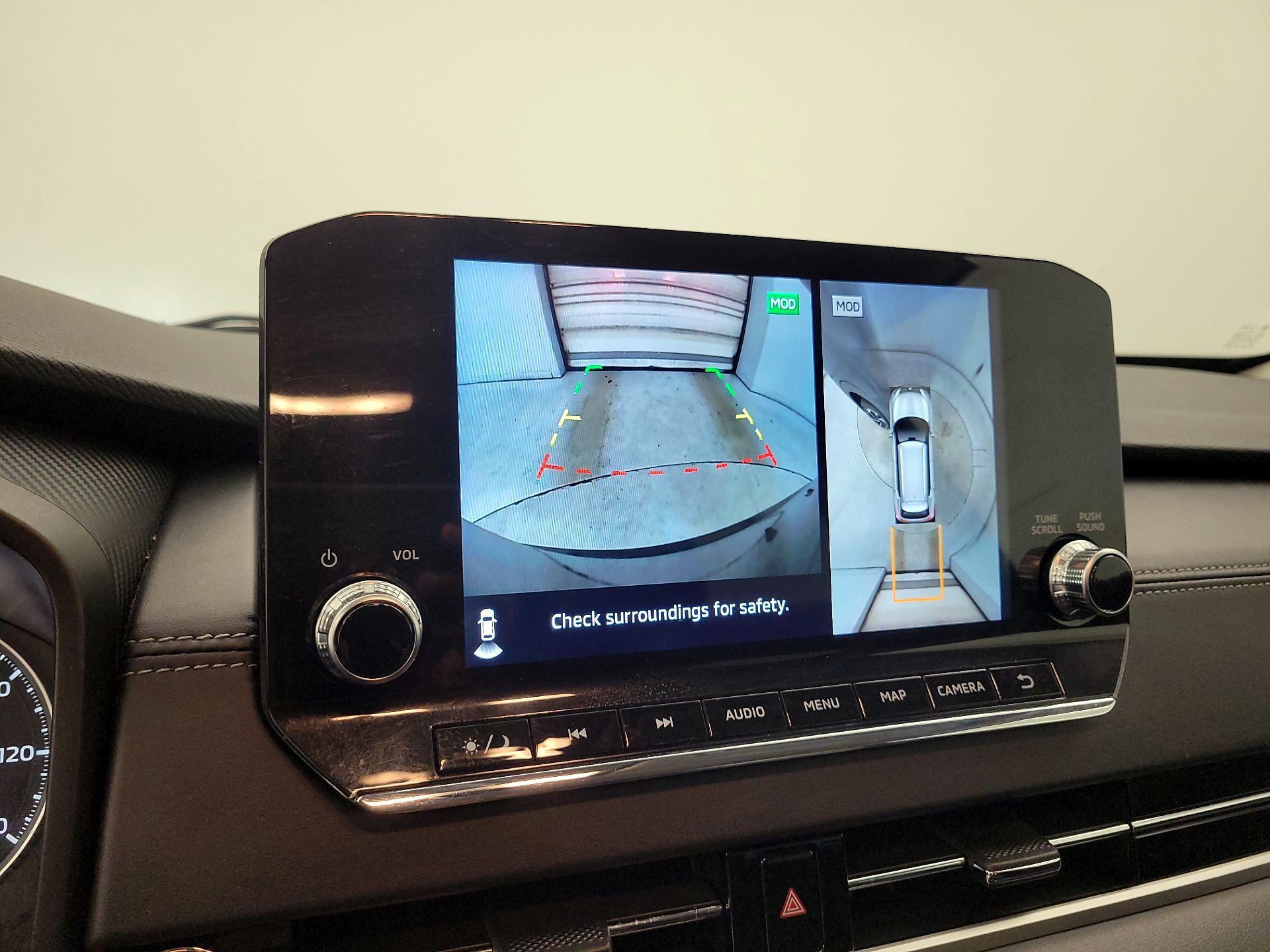 Thumbnail: 2024 Mitsubishi Outlander - 13