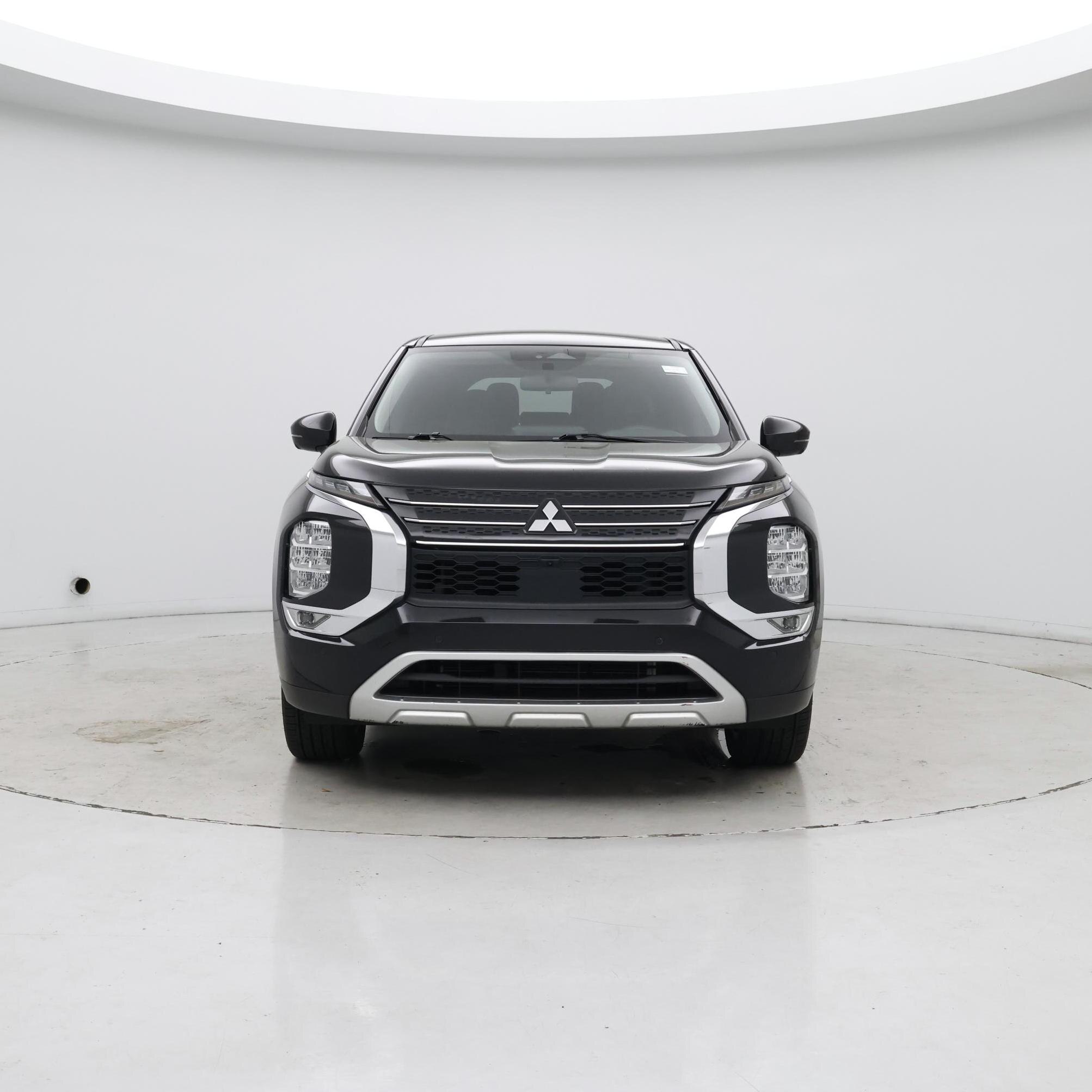 Thumbnail: 2024 Mitsubishi Outlander - 5