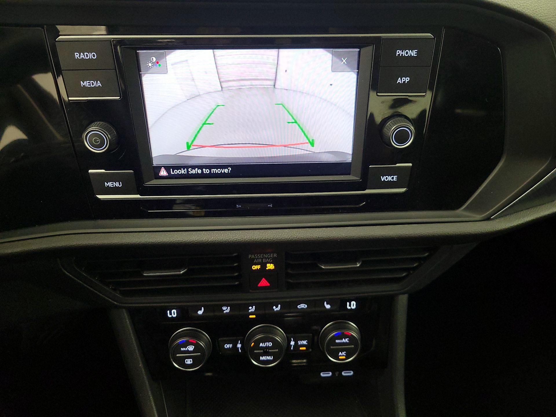 Thumbnail: 2024 Volkswagen Jetta - 14