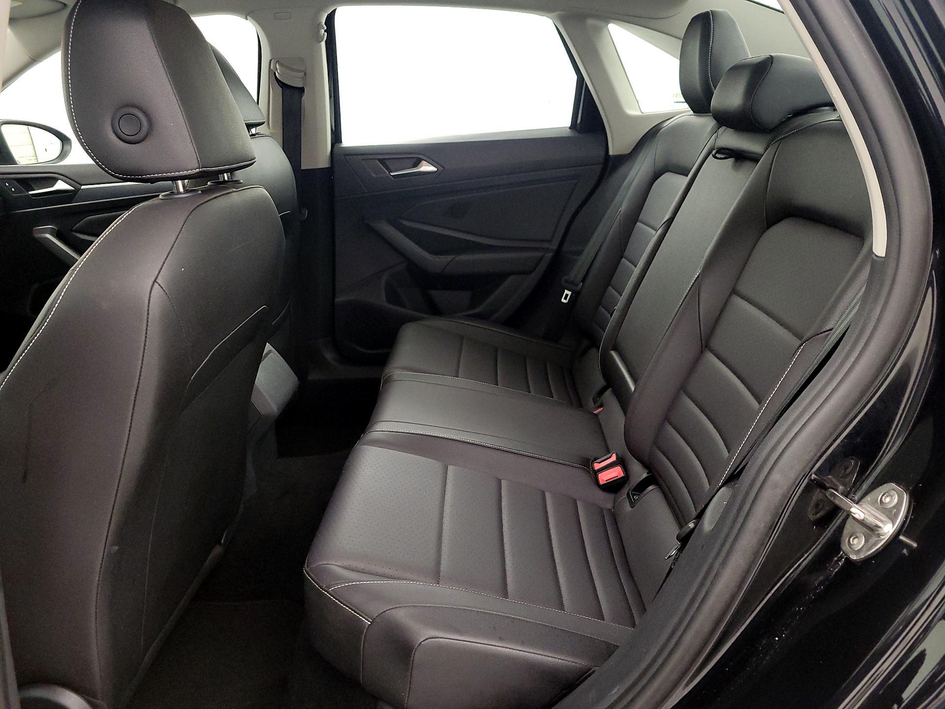 Thumbnail: 2024 Volkswagen Jetta - 19