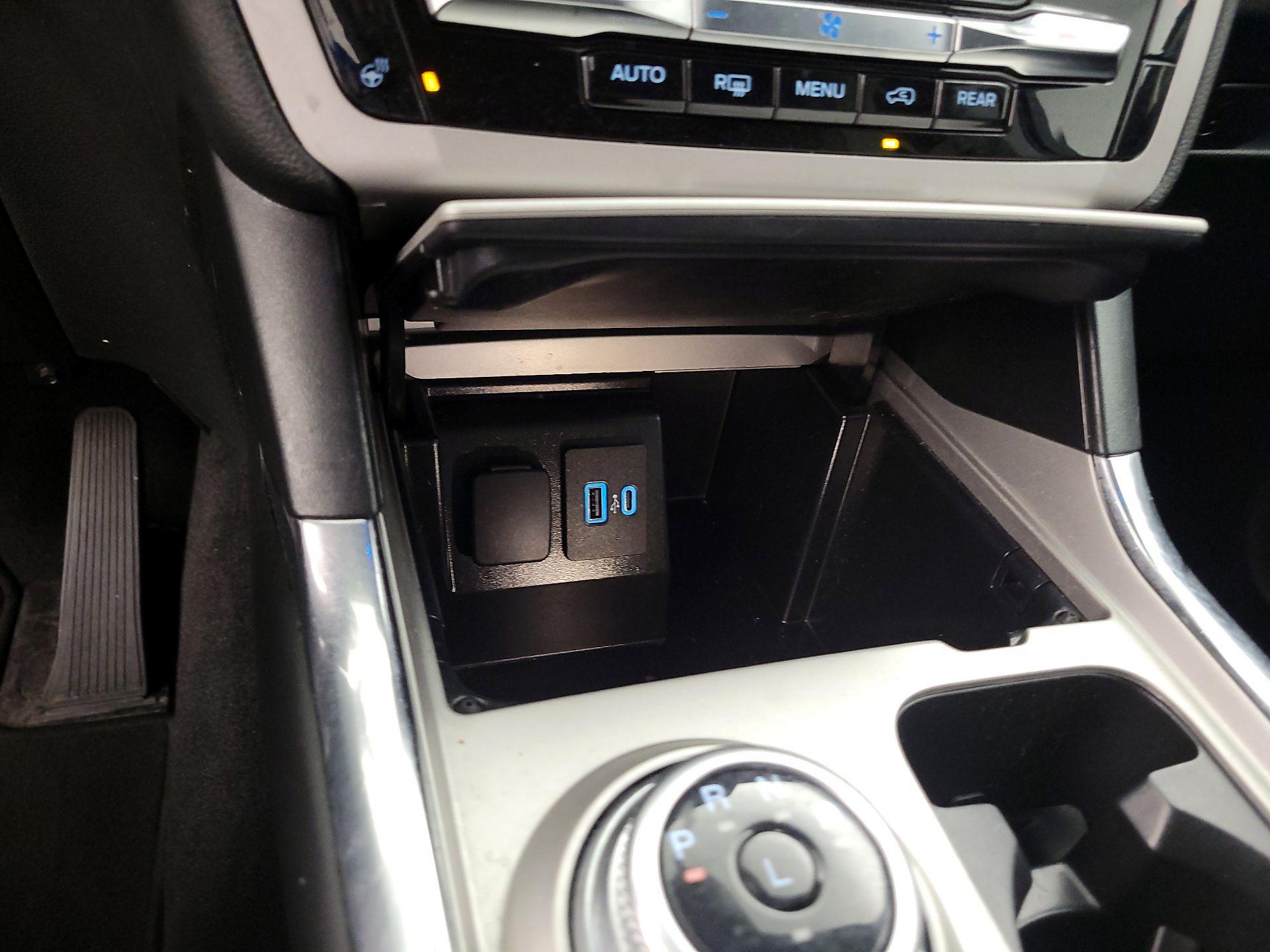 Thumbnail: 2024 Ford Explorer - 18