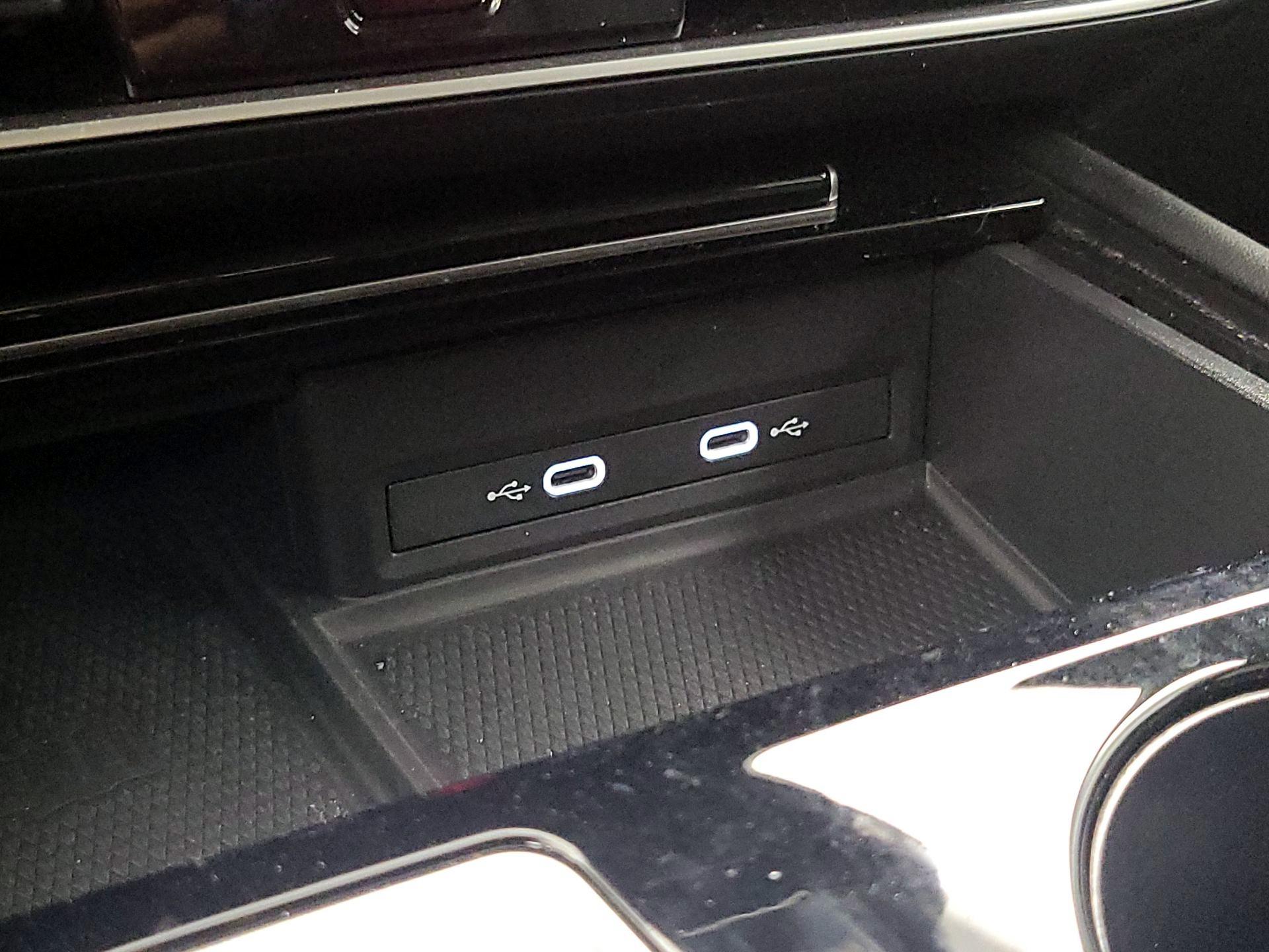 Thumbnail: 2024 Volkswagen Atlas - 18