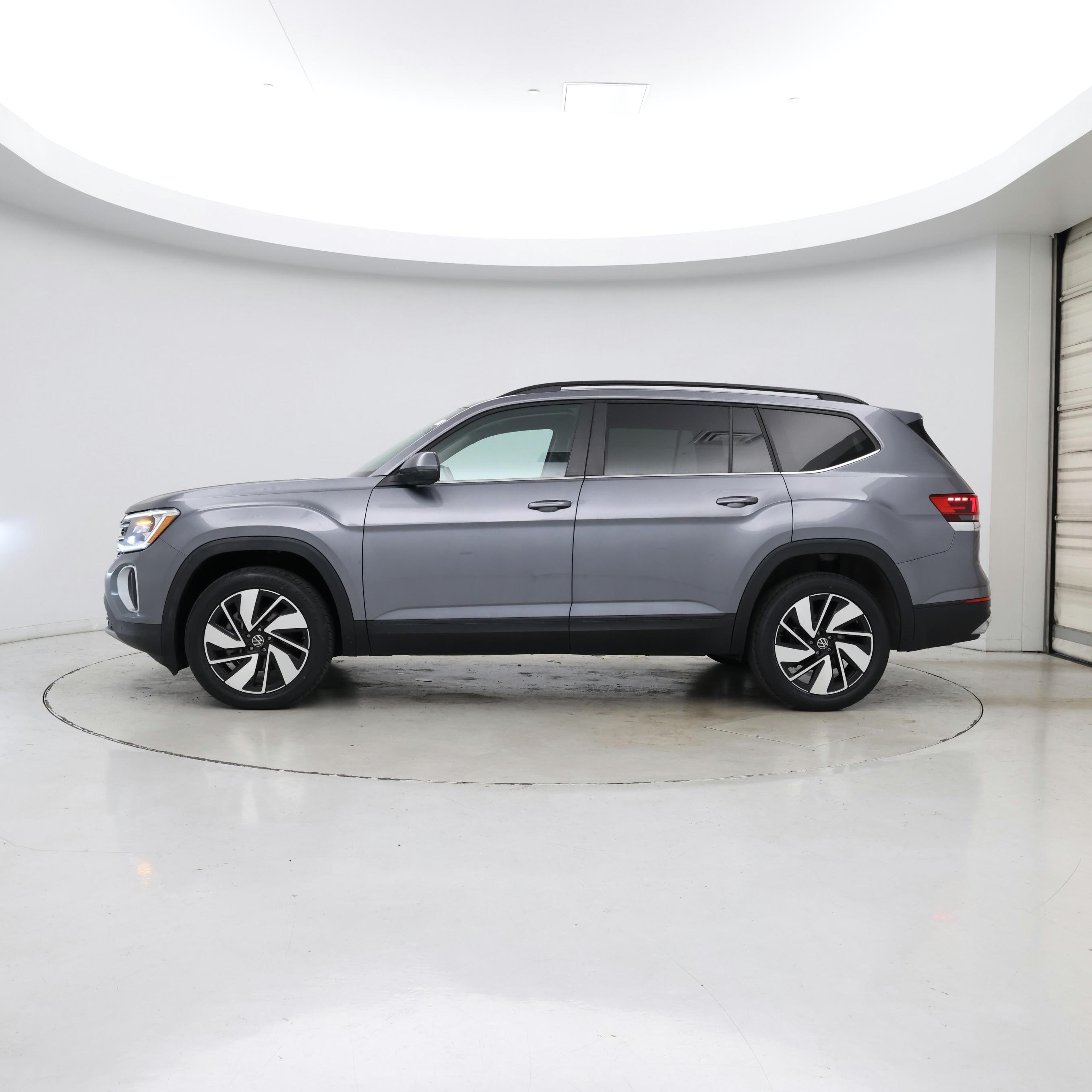 Thumbnail: 2024 Volkswagen Atlas - 3