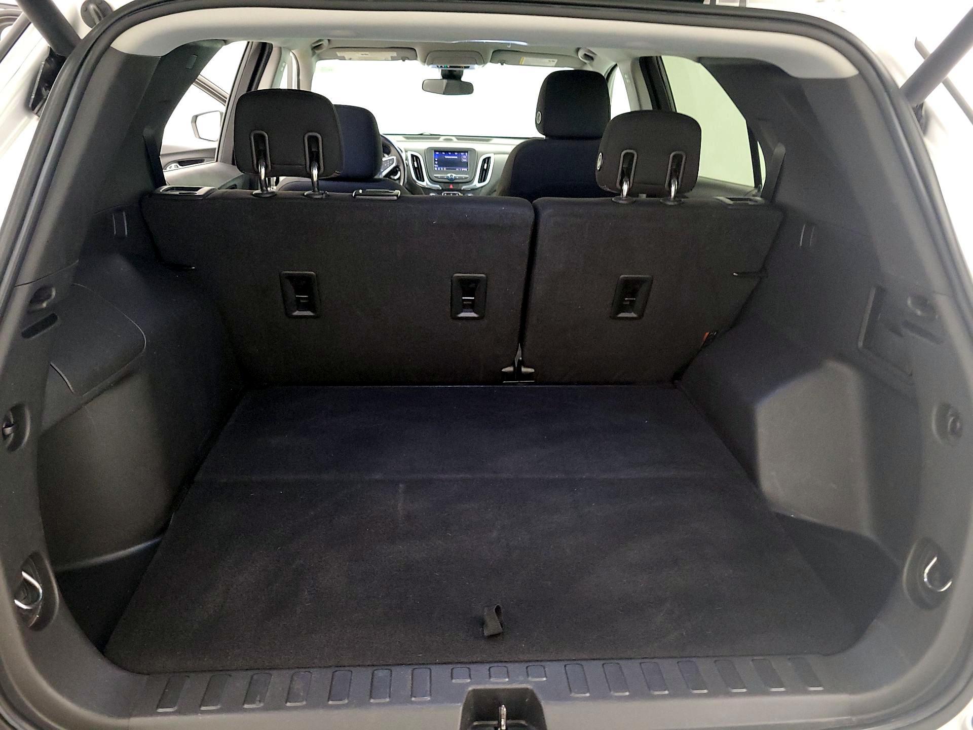 Thumbnail: 2020 Chevrolet Equinox - 20