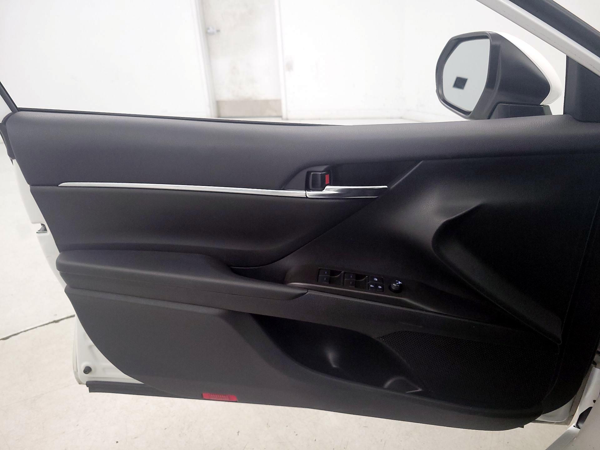 Thumbnail: 2024 Toyota Camry - 12