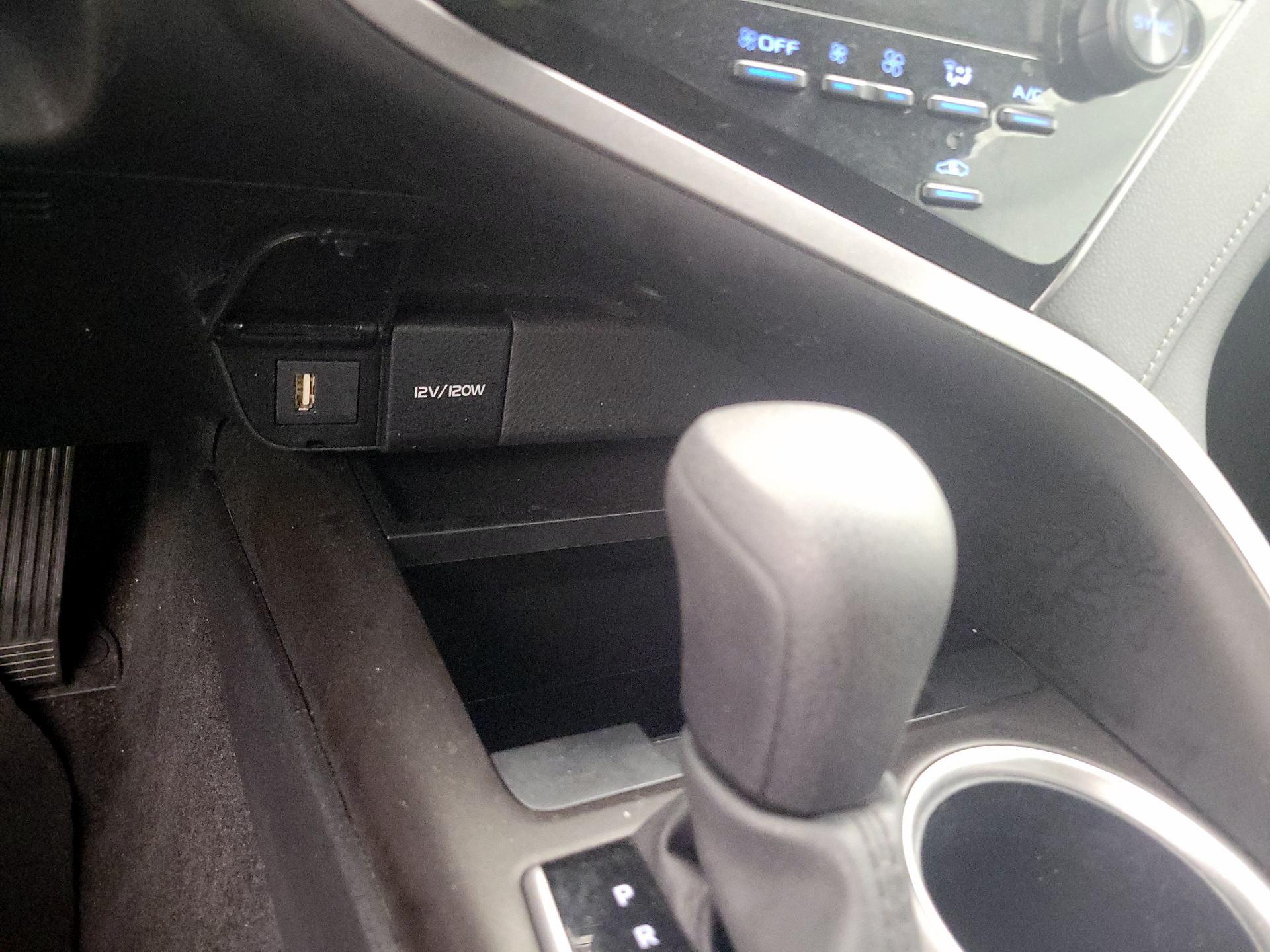 Thumbnail: 2024 Toyota Camry - 18