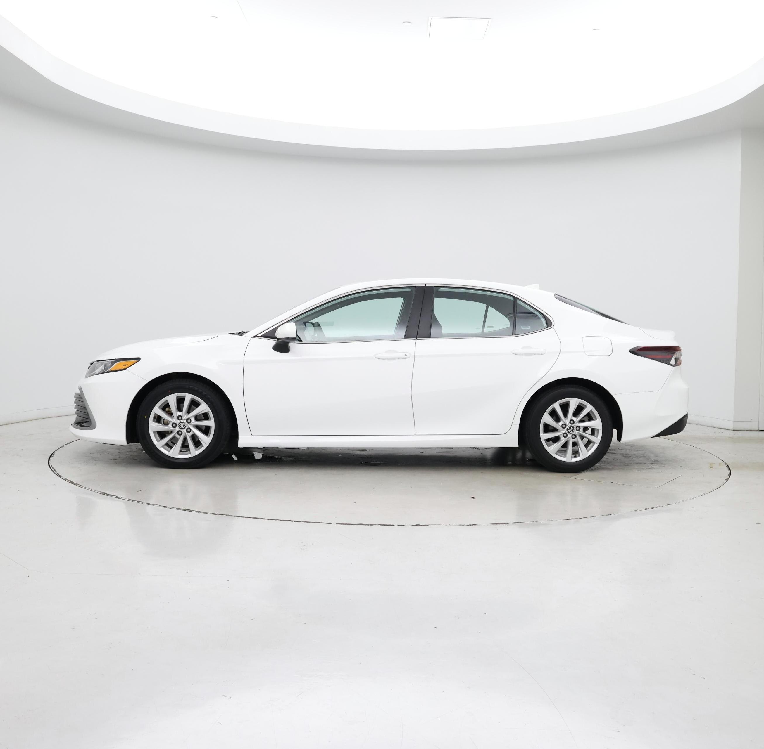 Thumbnail: 2024 Toyota Camry - 3