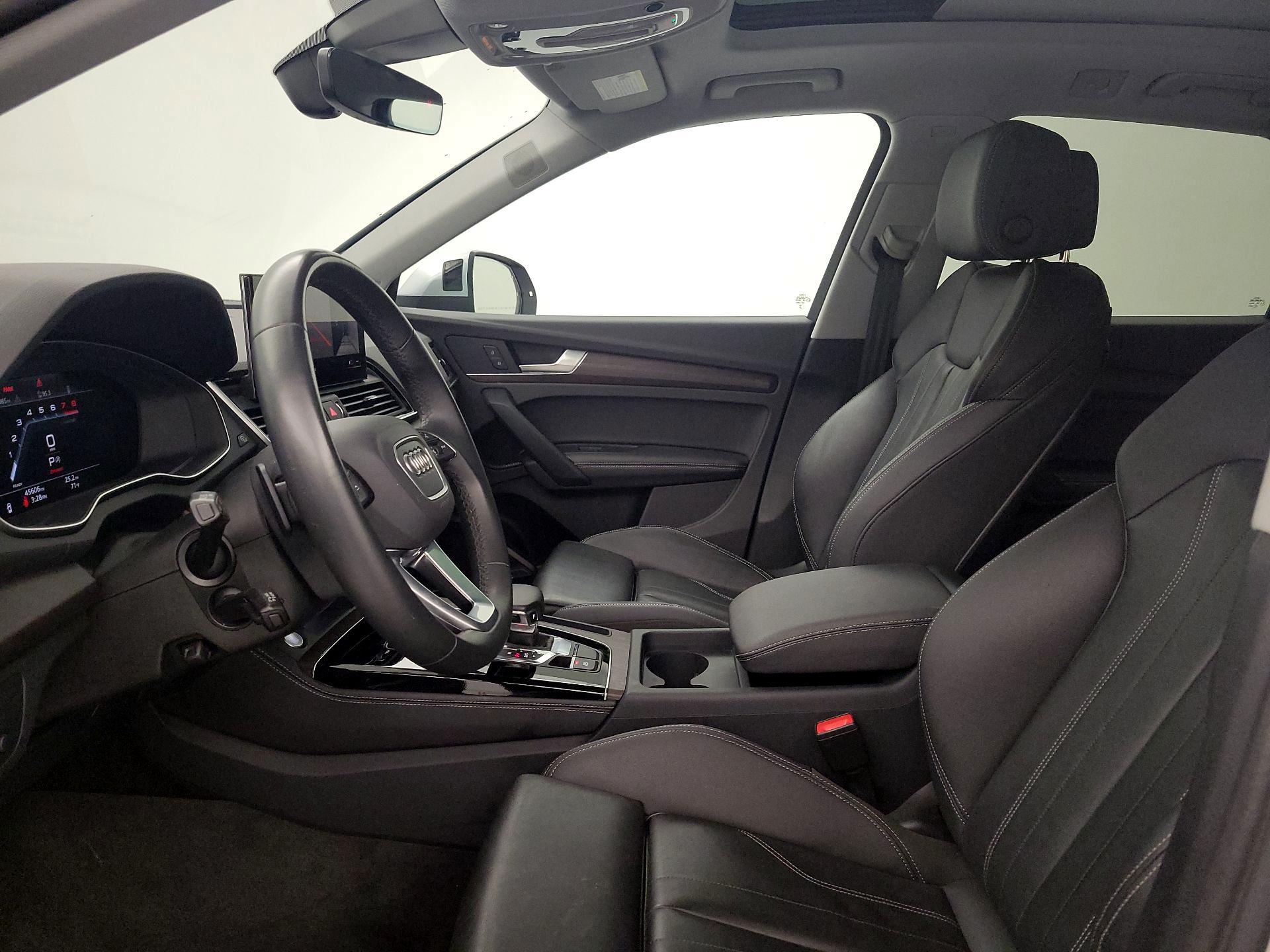 Thumbnail: 2024 Audi Q5 - 11