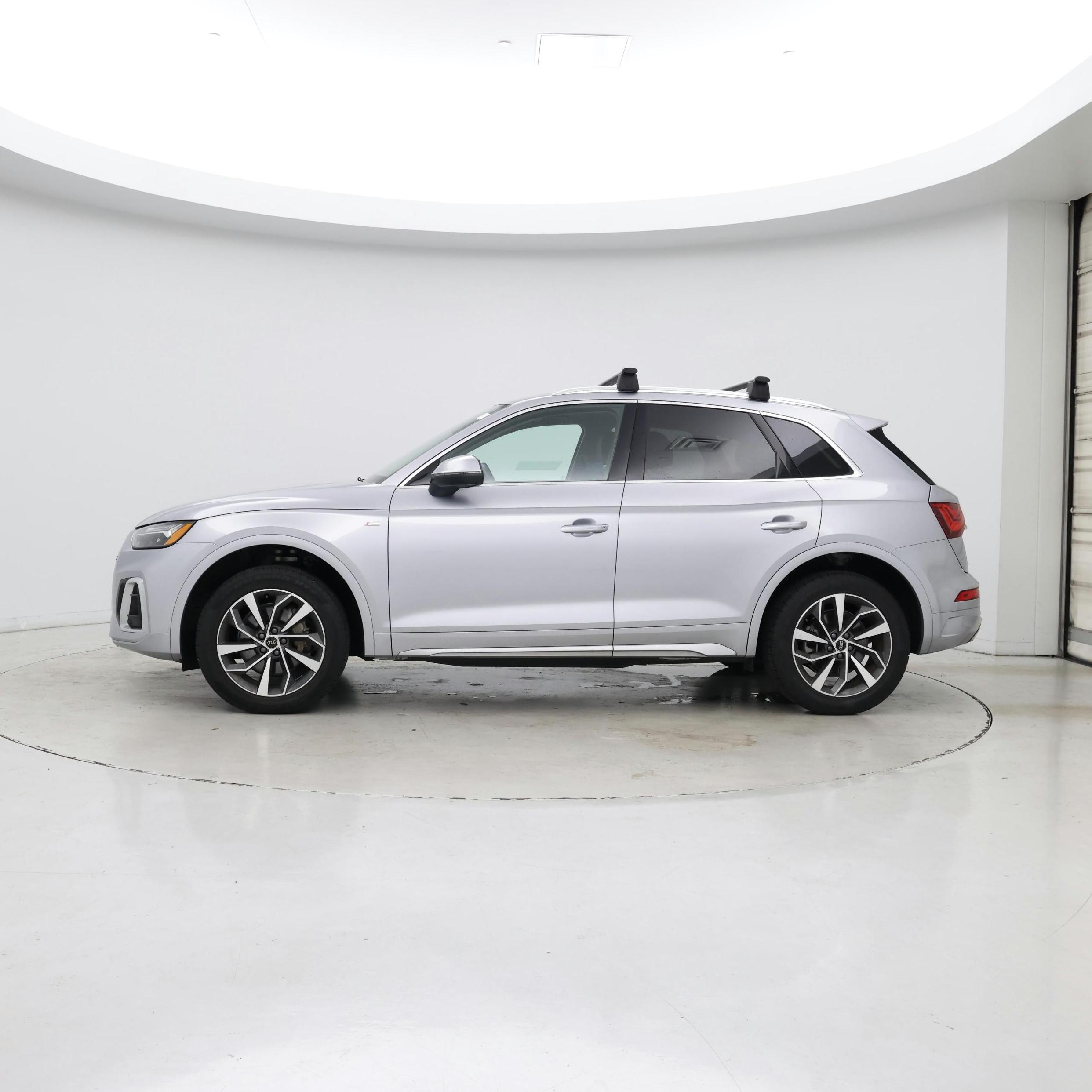 Thumbnail: 2024 Audi Q5 - 3