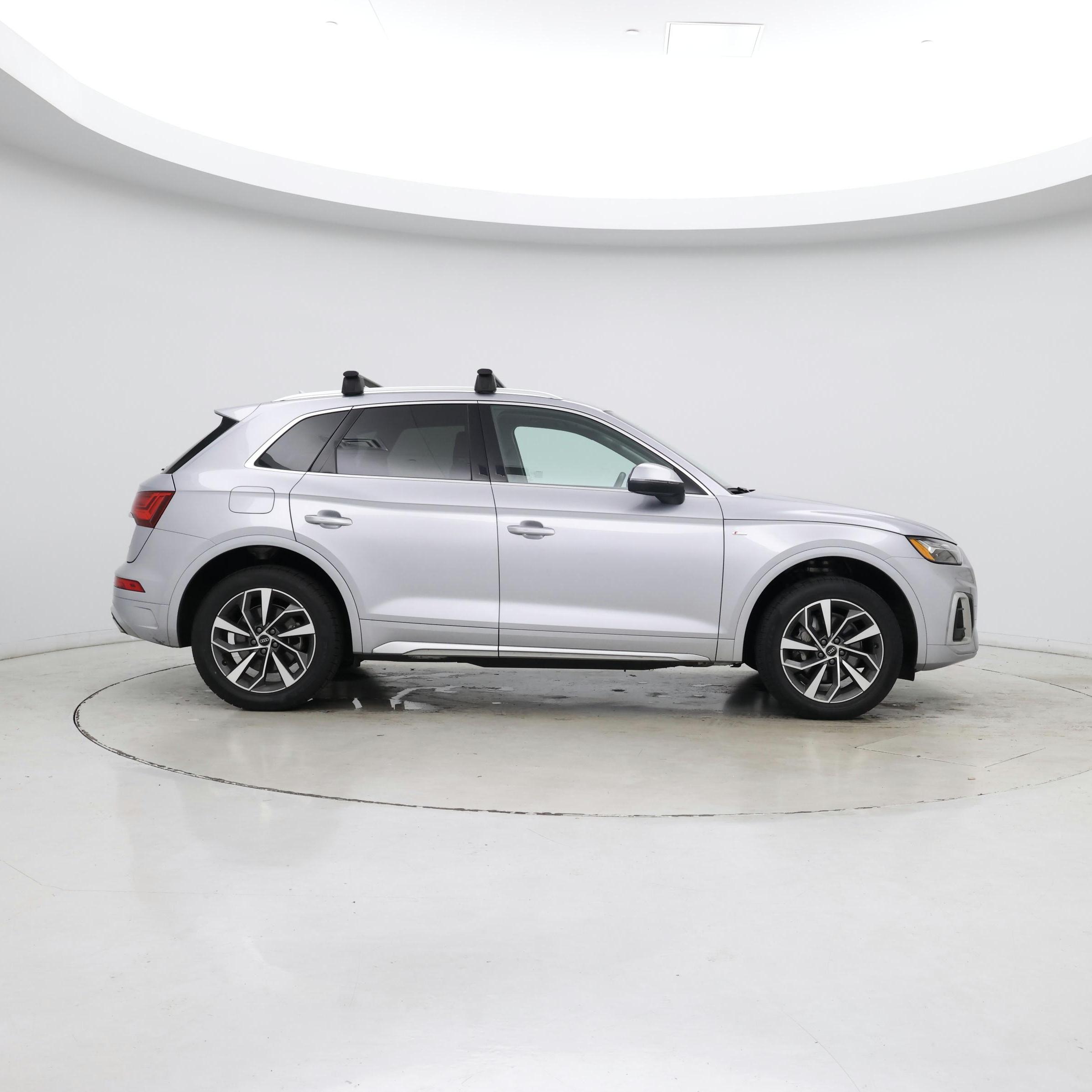 Thumbnail: 2024 Audi Q5 - 7