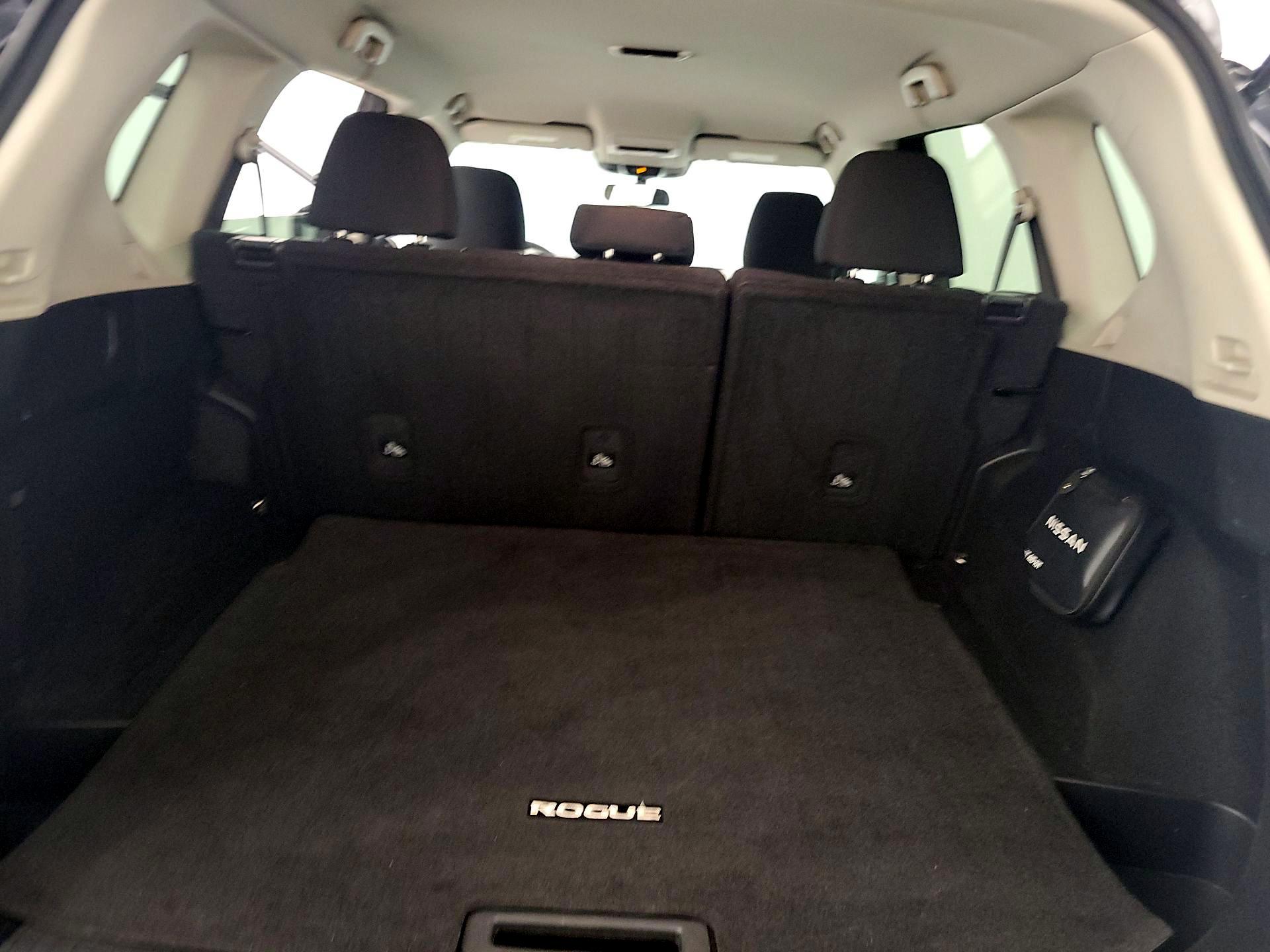 Thumbnail: 2023 Nissan Rogue - 20