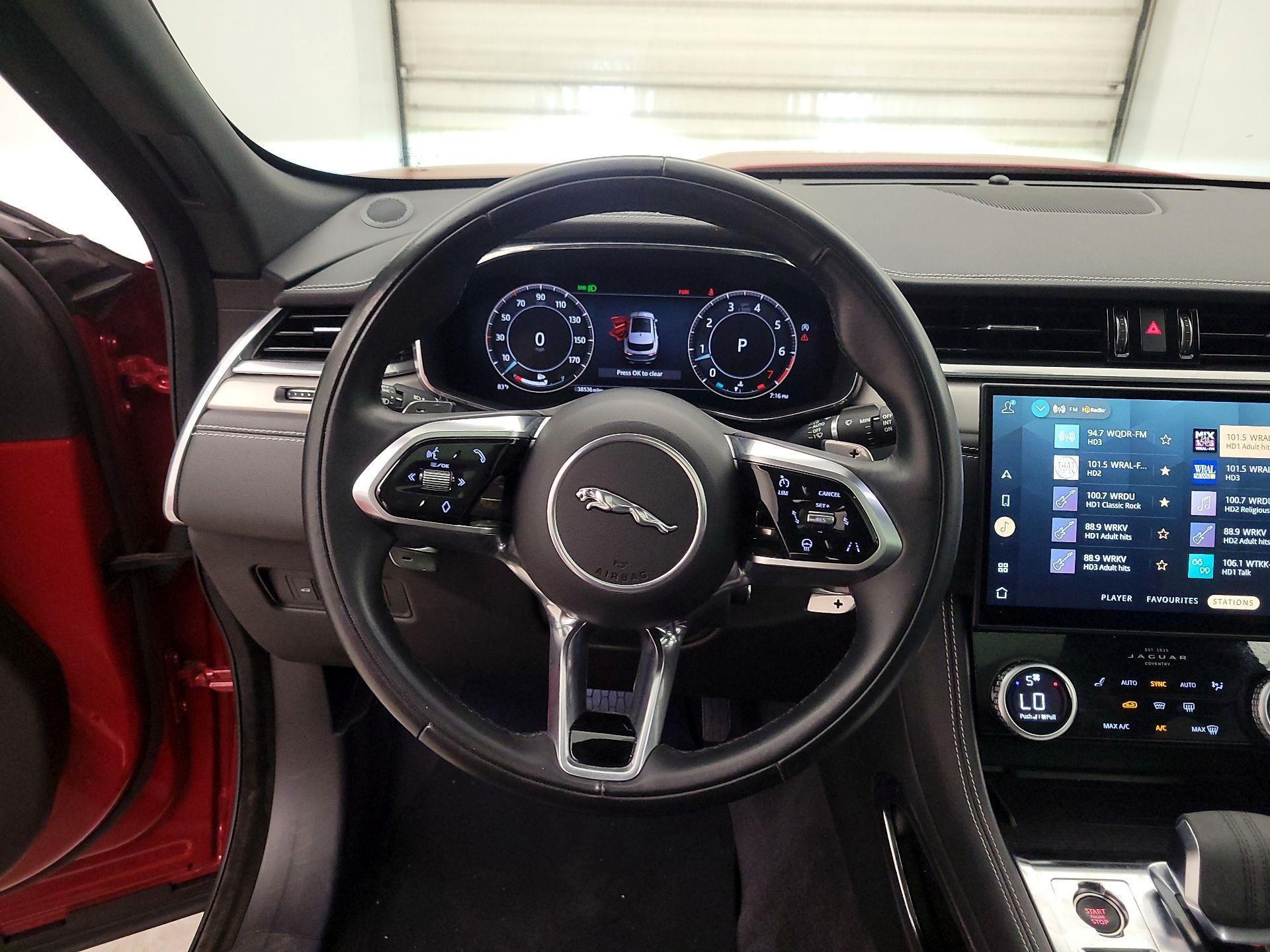 Thumbnail: 2024 Jaguar F-Pace - 10