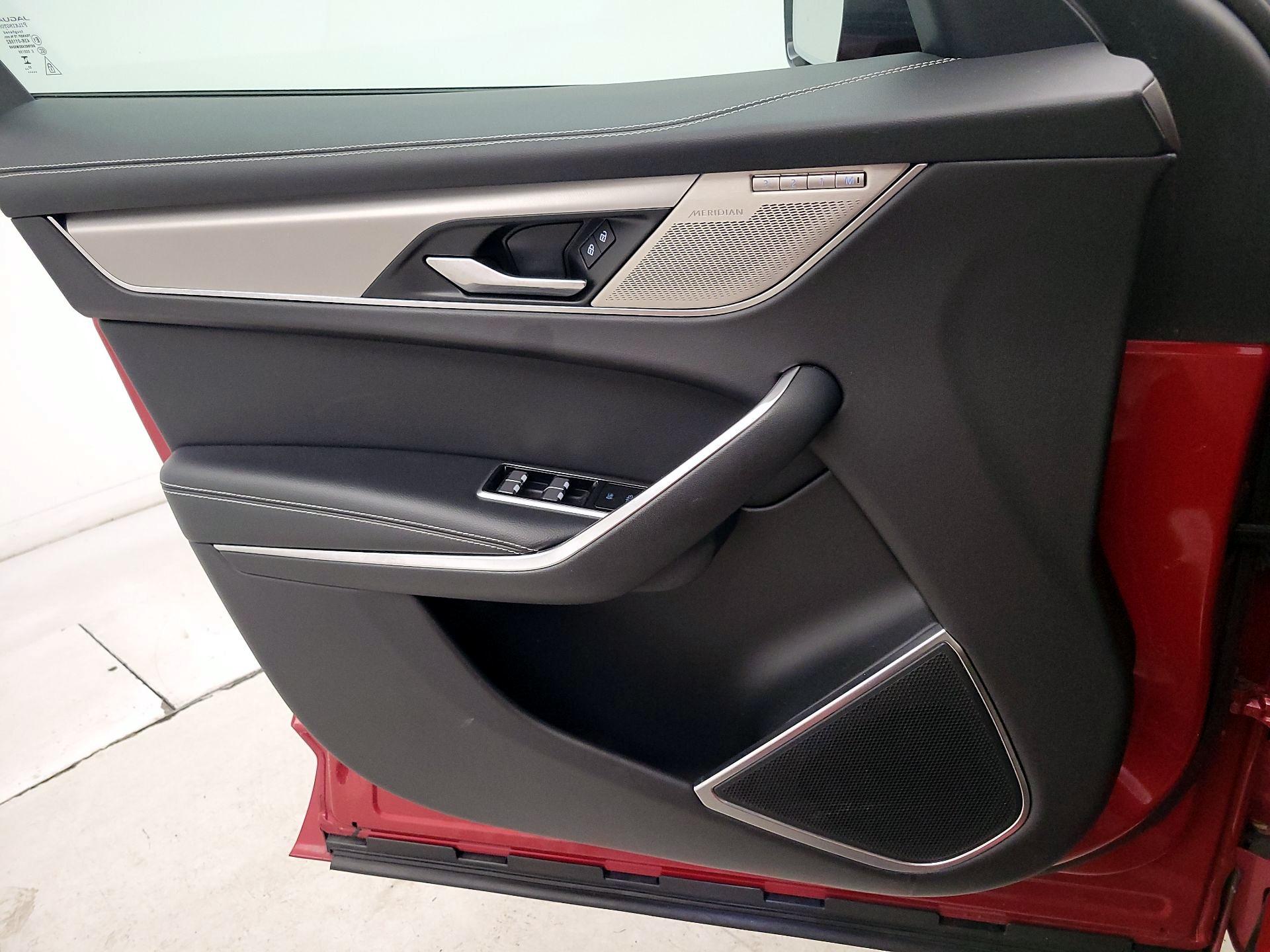 Thumbnail: 2024 Jaguar F-Pace - 12