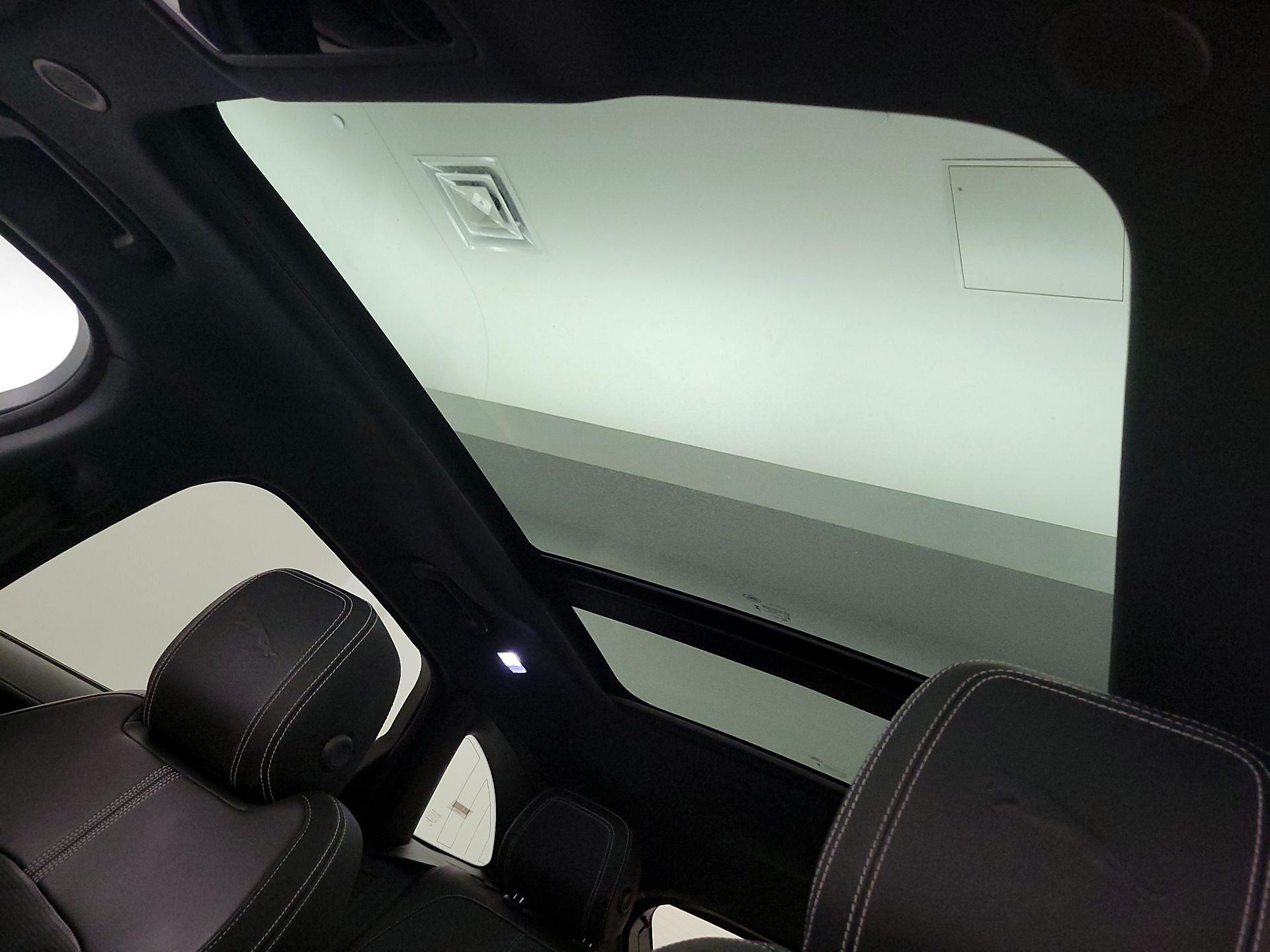 Thumbnail: 2024 Jaguar F-Pace - 19