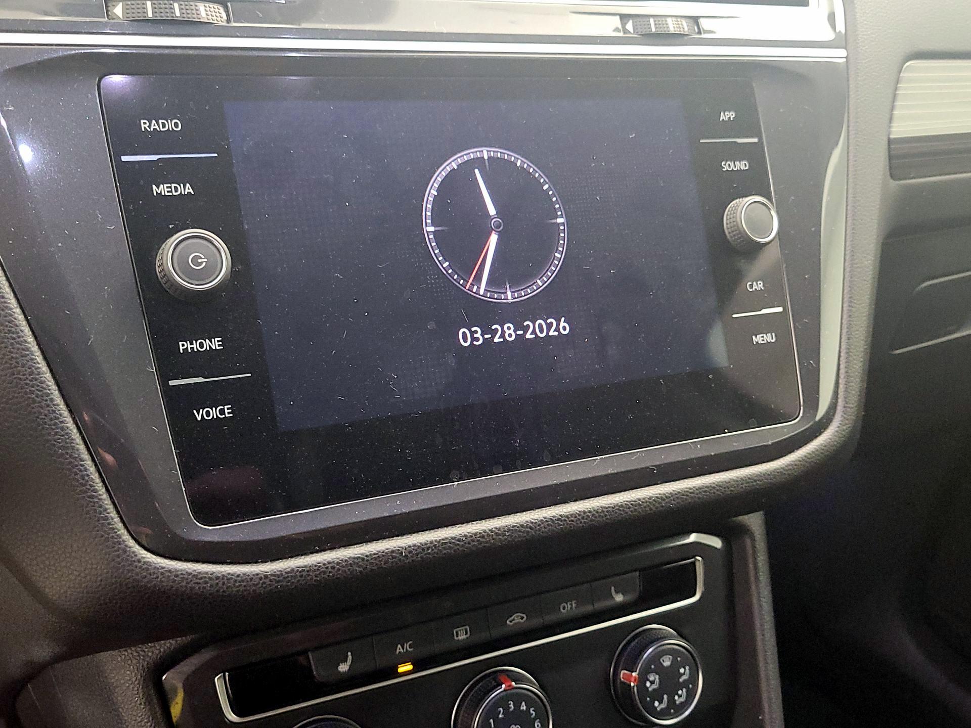 Thumbnail: 2024 Volkswagen Tiguan - 15