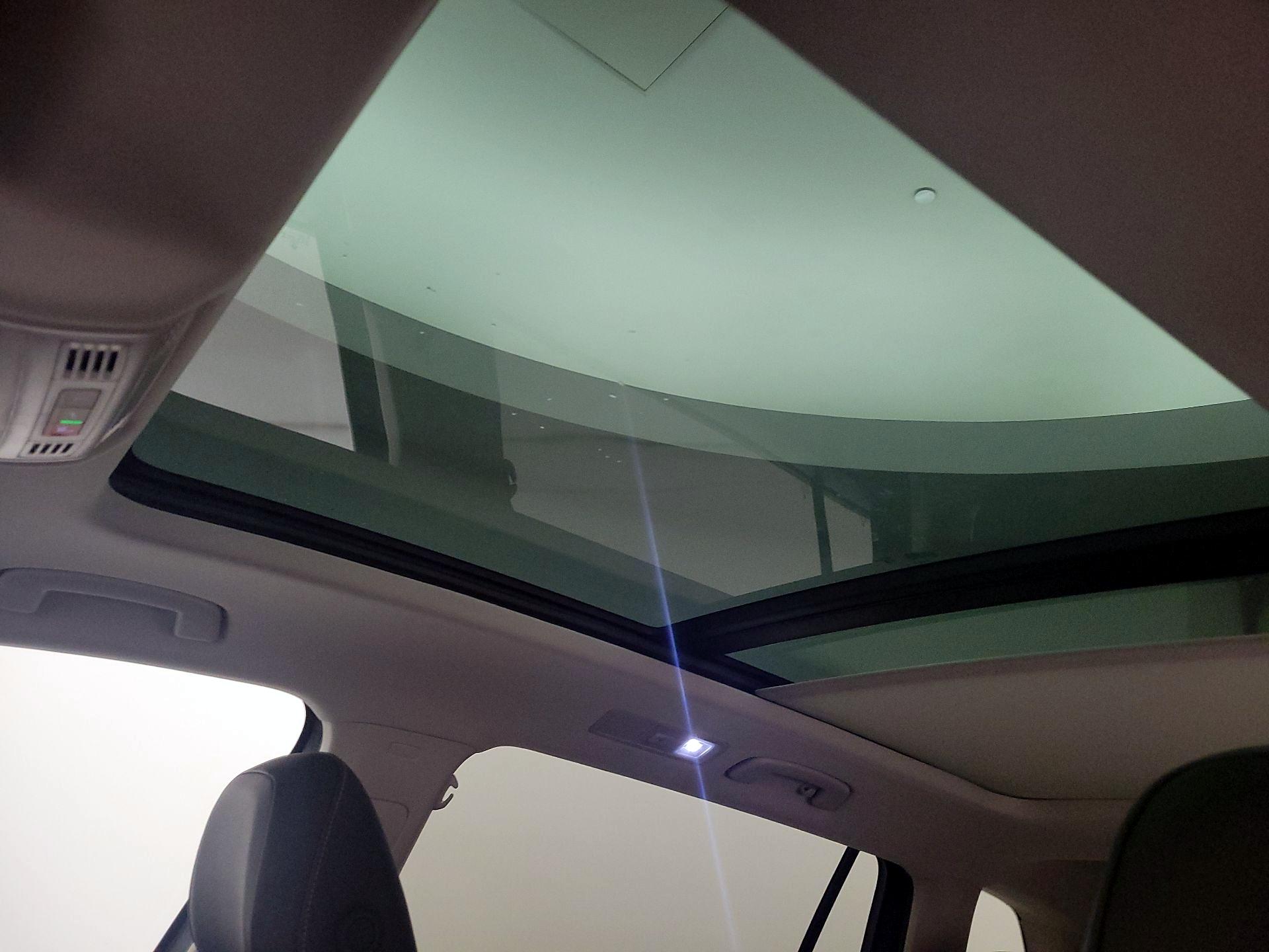 Thumbnail: 2024 Volkswagen Tiguan - 19