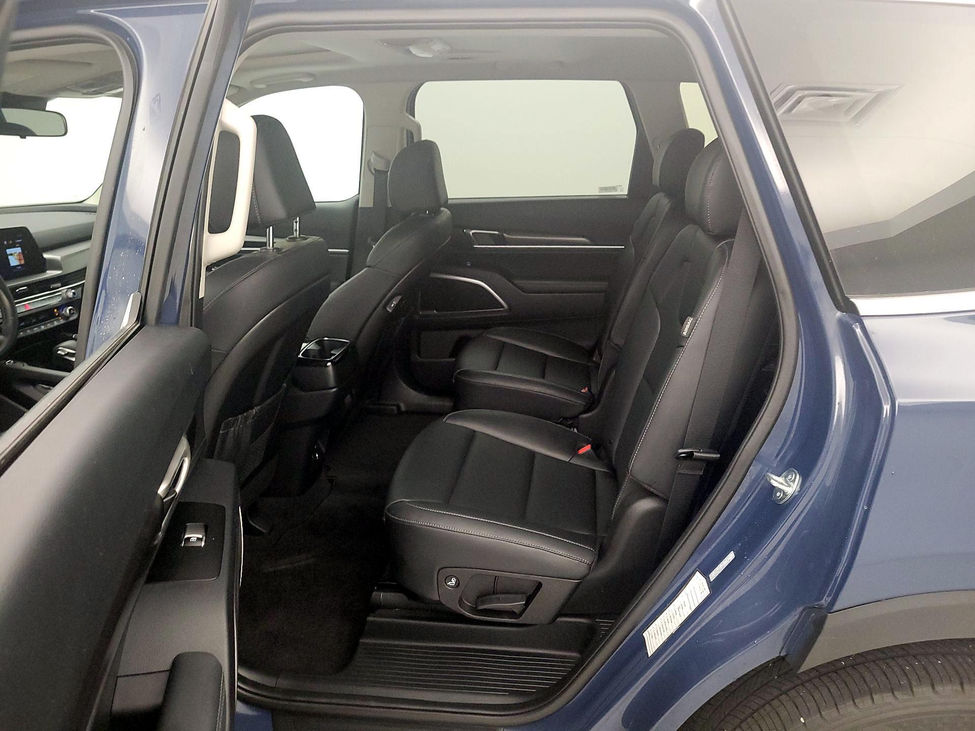 Thumbnail: 2025 Kia Telluride - 17