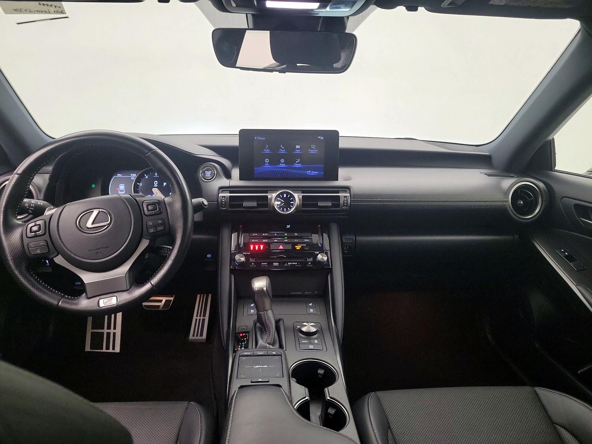 Thumbnail: 2021 Lexus IS - 9