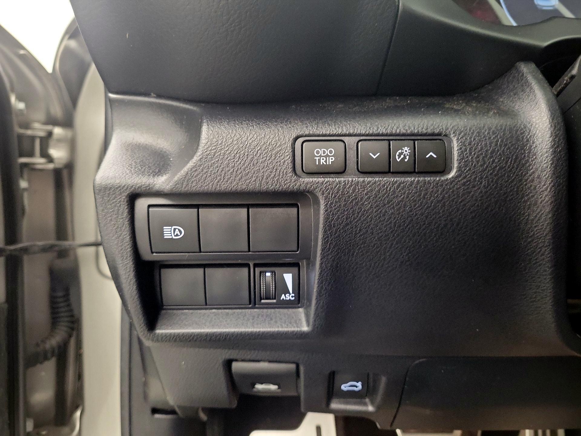 Thumbnail: 2021 Lexus IS - 13