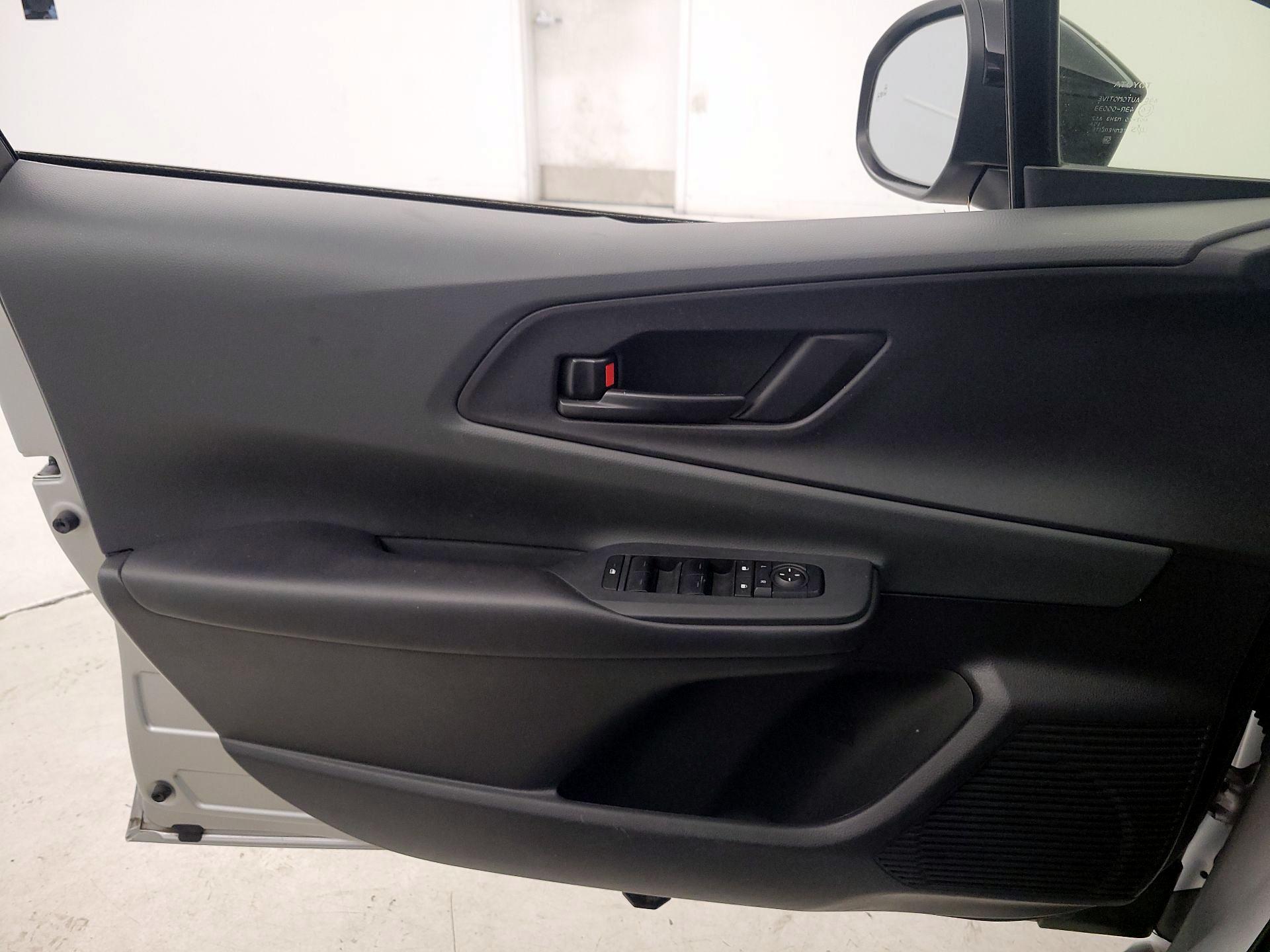 Thumbnail: 2024 Toyota Prius - 12