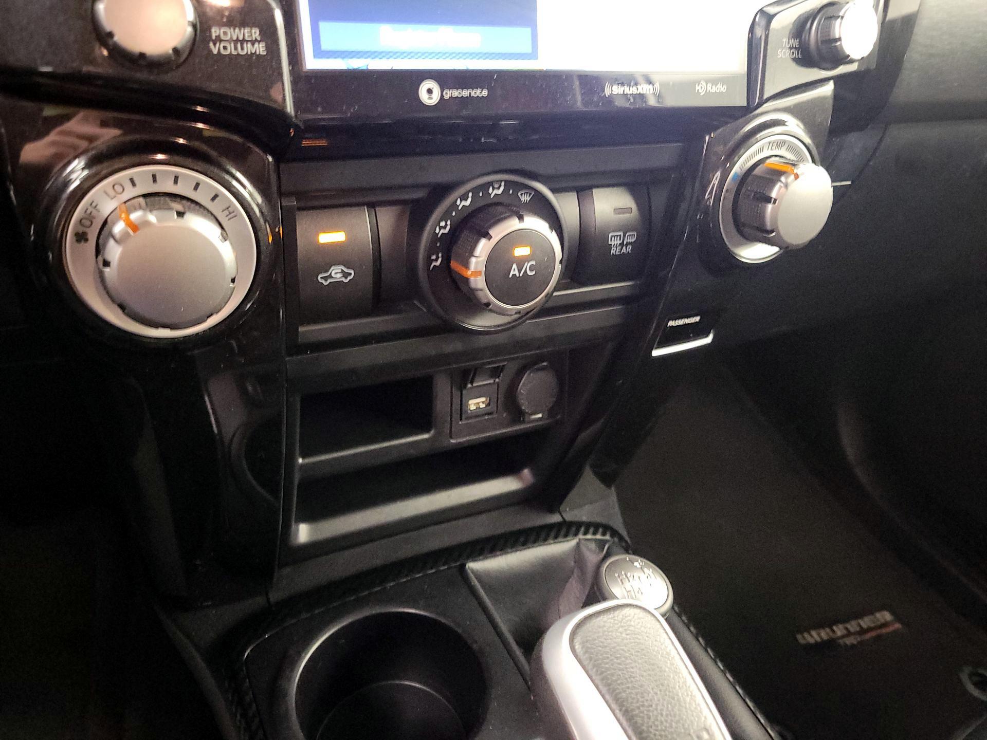 Thumbnail: 2024 Toyota 4Runner - 16