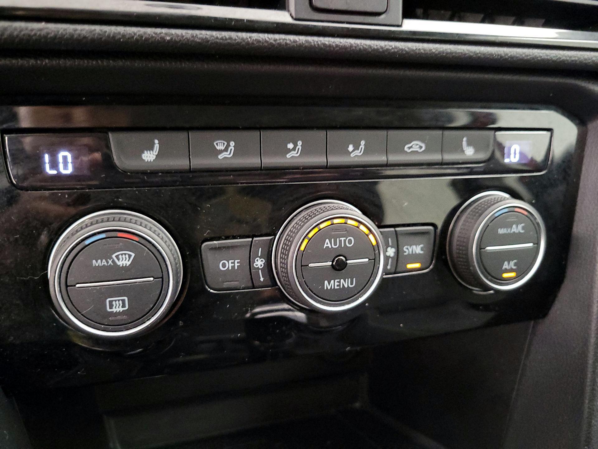 Thumbnail: 2024 Volkswagen Taos - 16