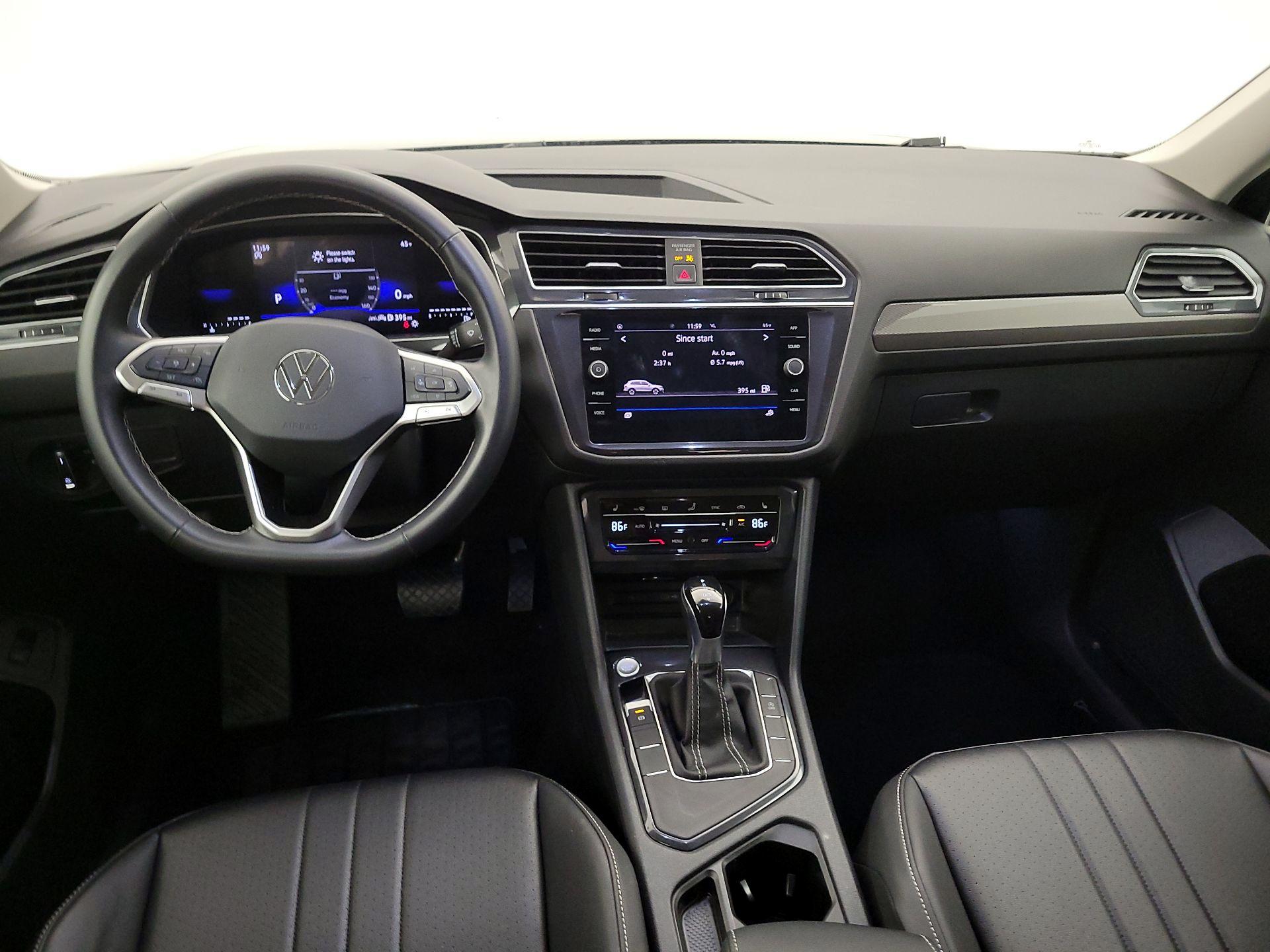 Thumbnail: 2024 Volkswagen Tiguan - 9