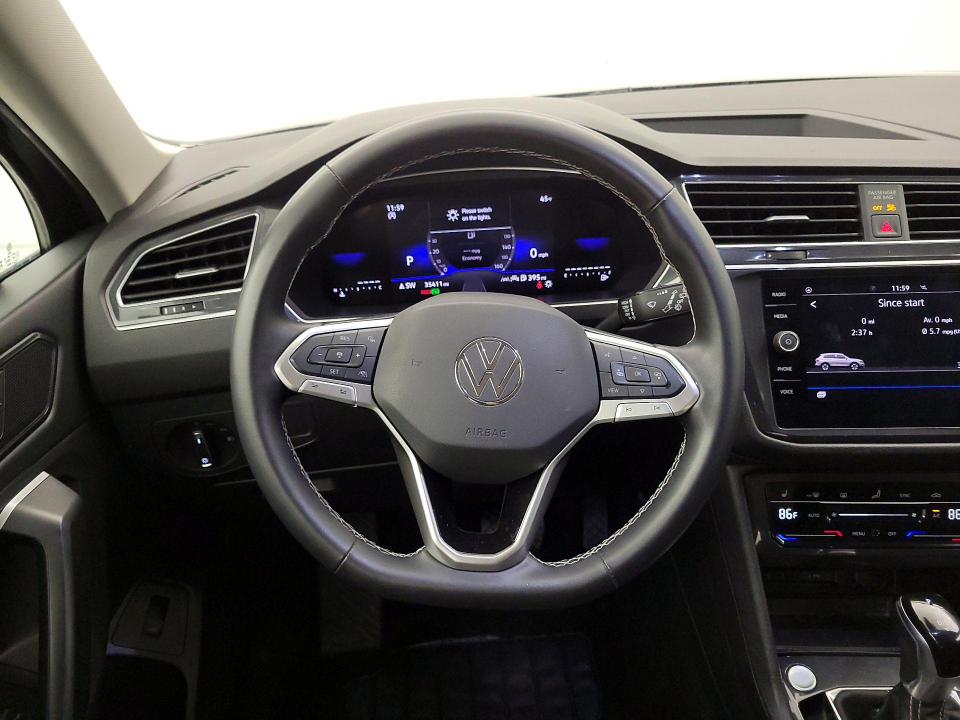 Thumbnail: 2024 Volkswagen Tiguan - 10