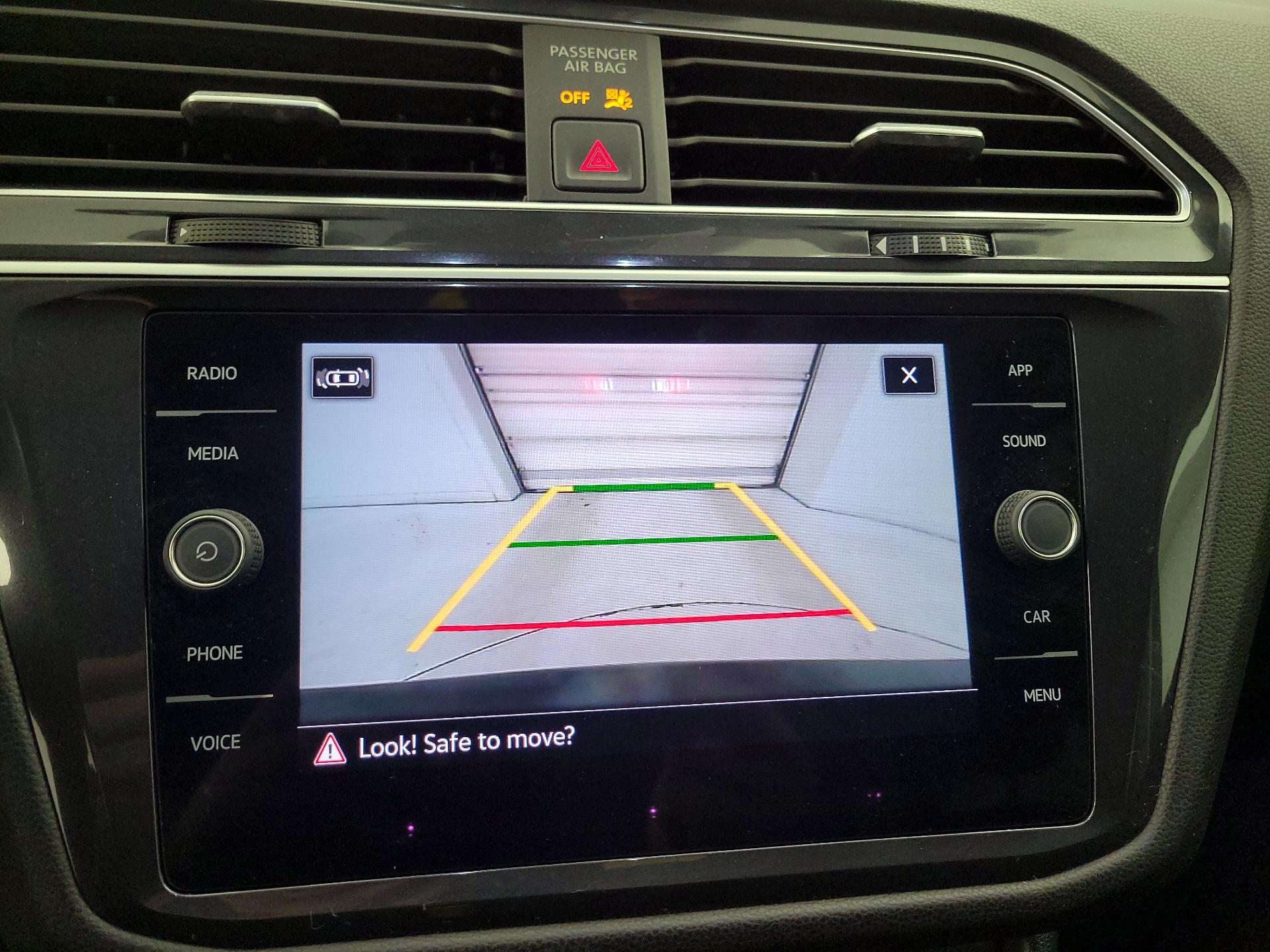 Thumbnail: 2024 Volkswagen Tiguan - 14