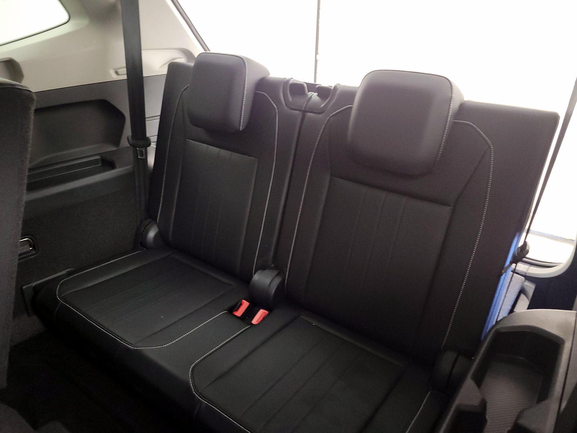 Thumbnail: 2024 Volkswagen Tiguan - 19