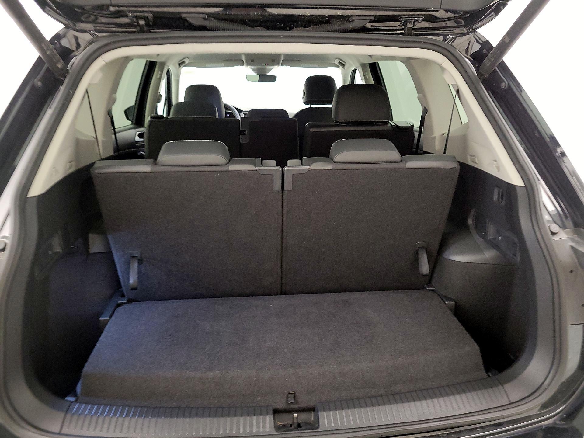 Thumbnail: 2024 Volkswagen Tiguan - 20