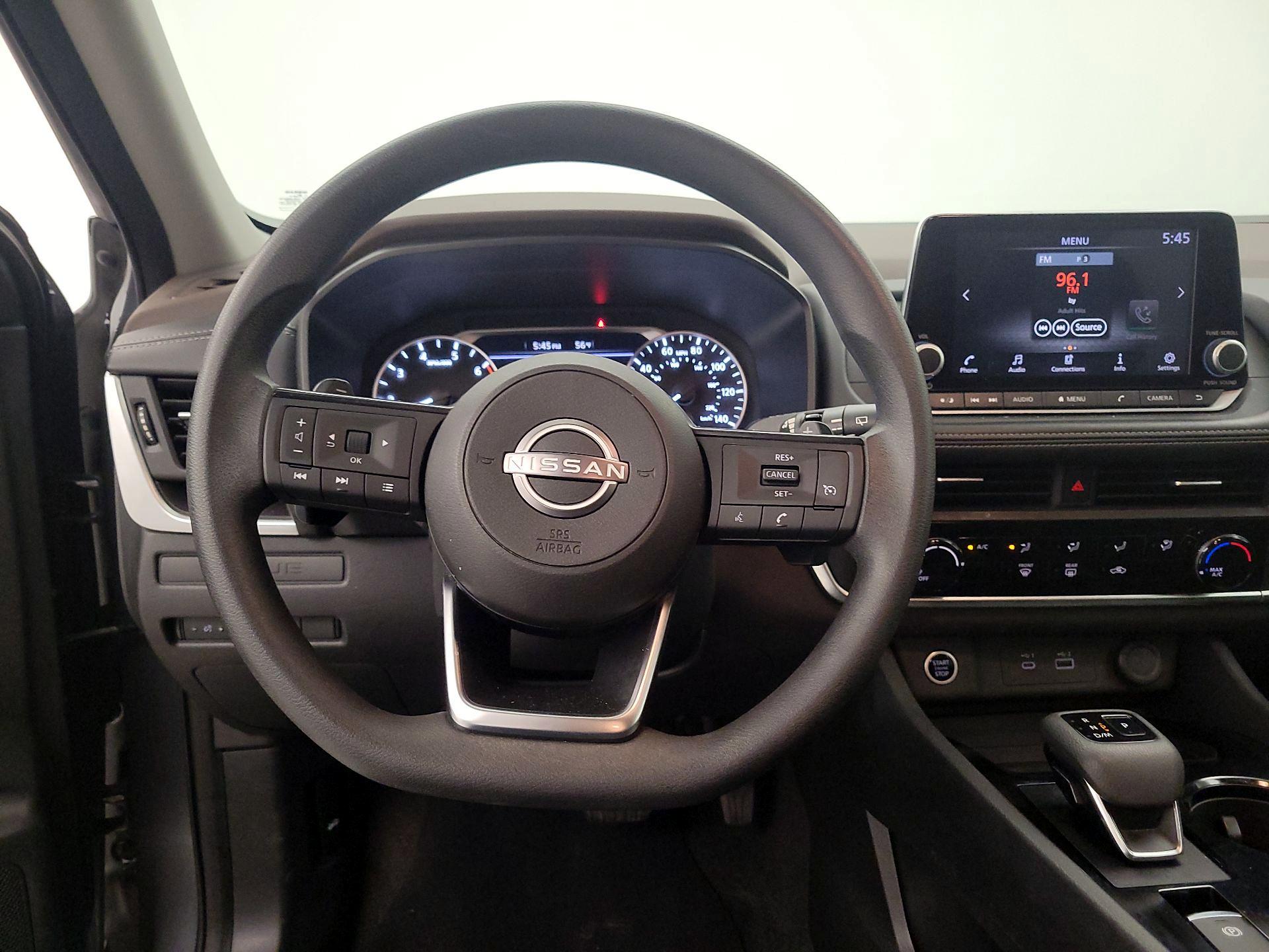 Thumbnail: 2023 Nissan Rogue - 10