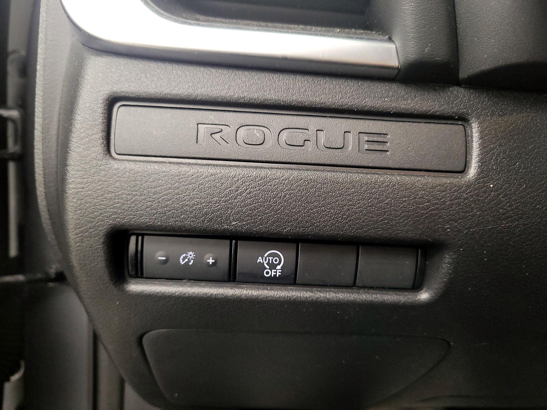 Thumbnail: 2023 Nissan Rogue - 13