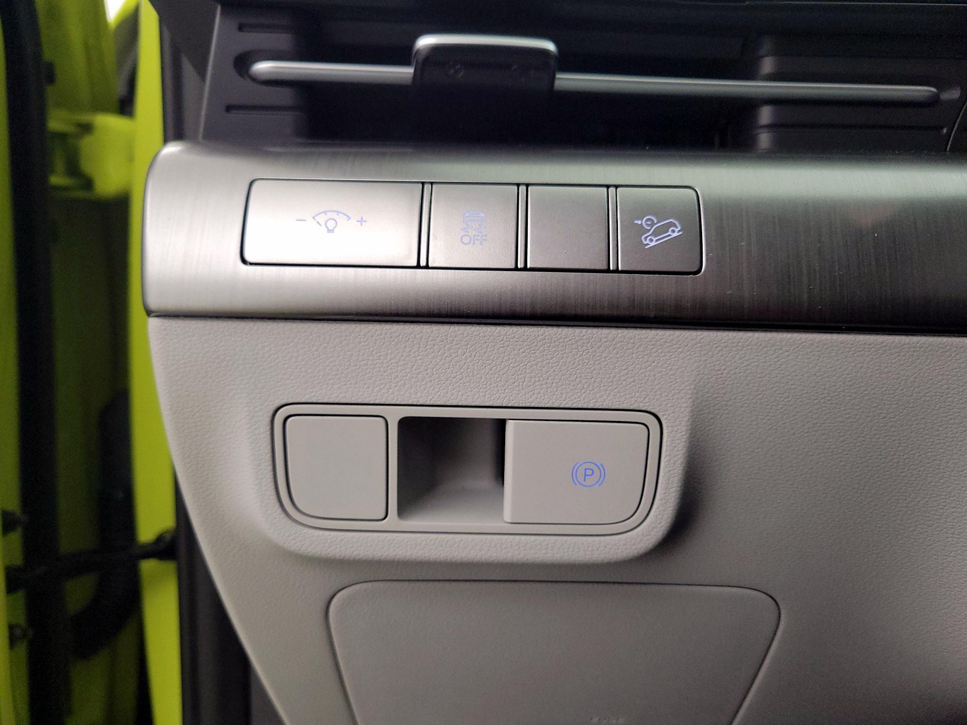 Thumbnail: 2025 Hyundai Kona - 13