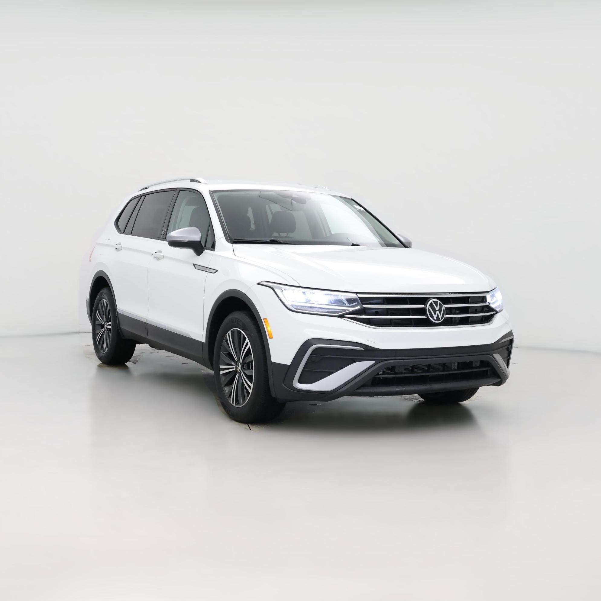 Thumbnail: 2024 Volkswagen Tiguan - 1