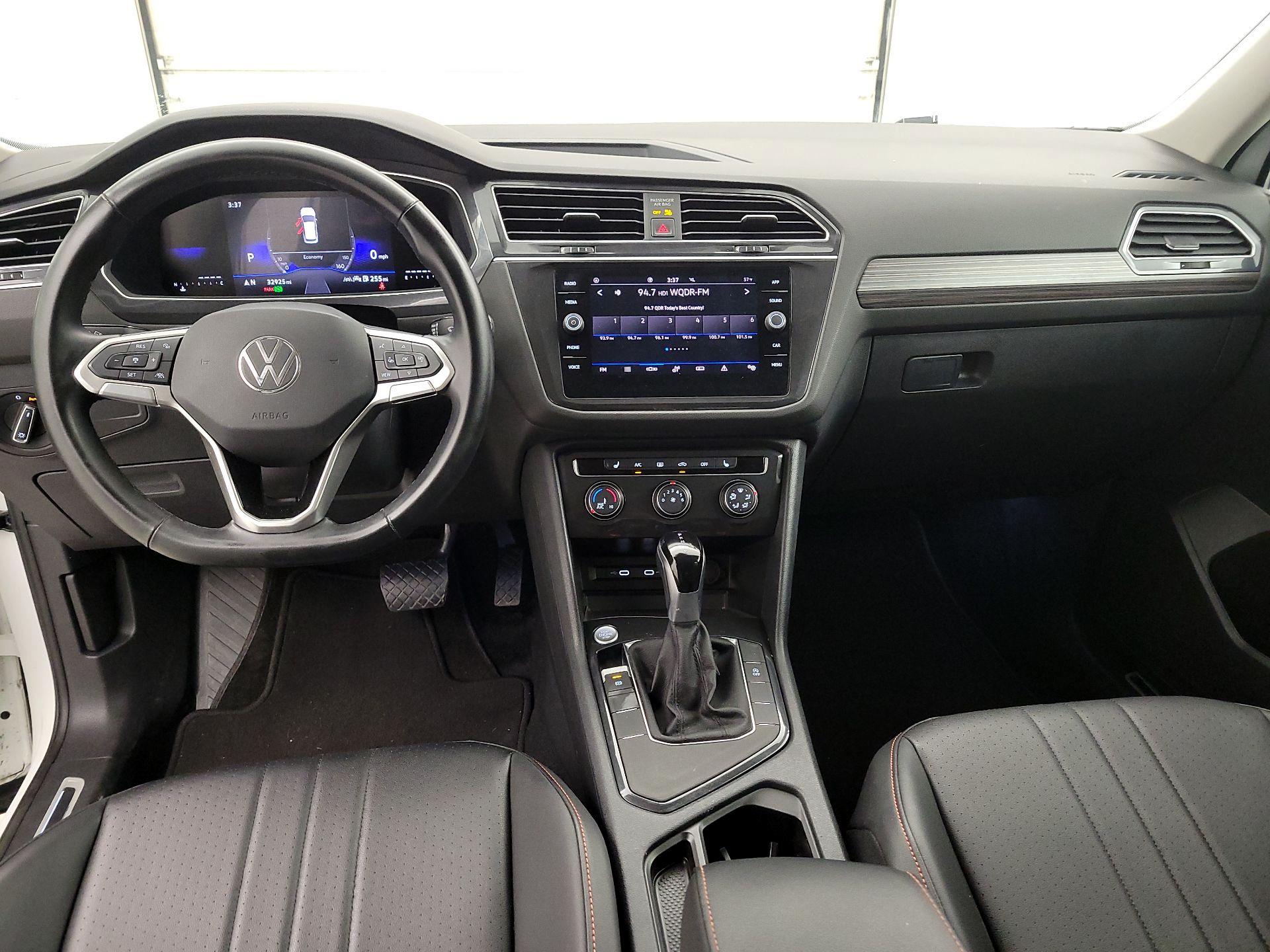 Thumbnail: 2024 Volkswagen Tiguan - 9