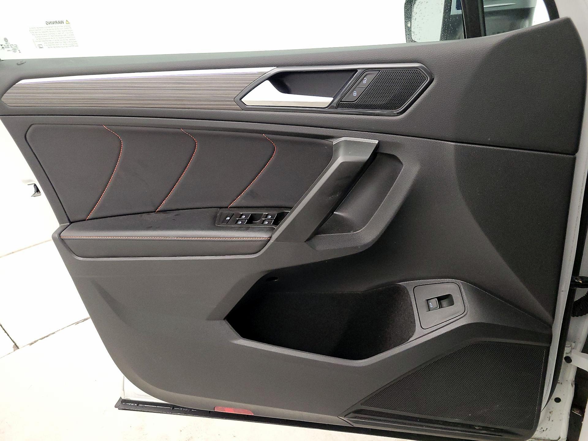 Thumbnail: 2024 Volkswagen Tiguan - 12