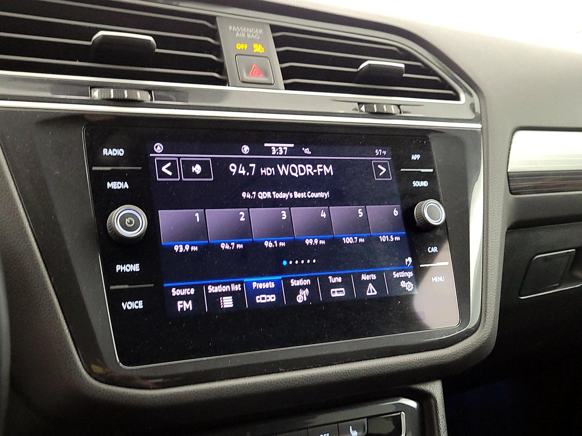 Thumbnail: 2024 Volkswagen Tiguan - 15