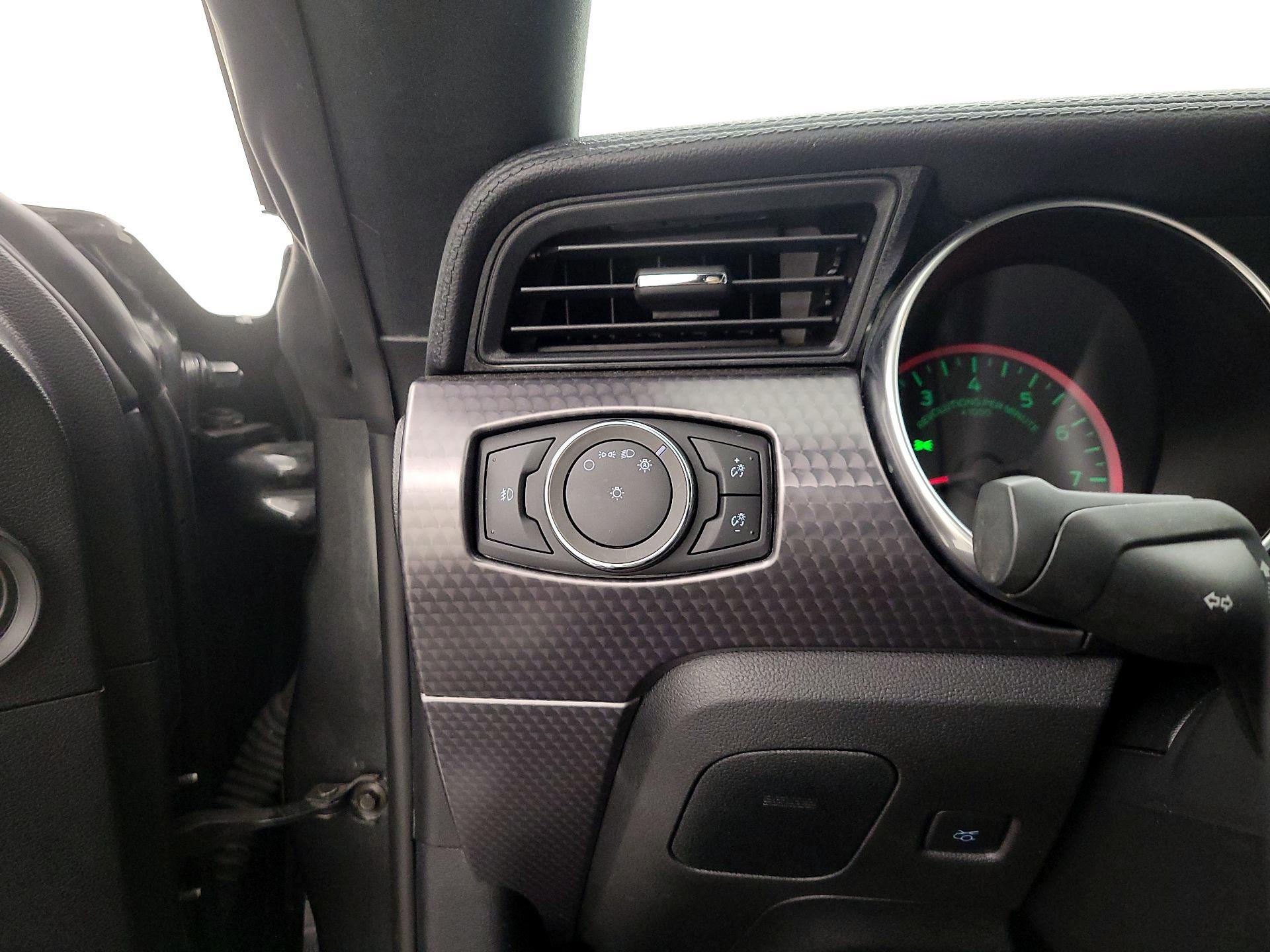 Thumbnail: 2019 Ford Mustang - 13