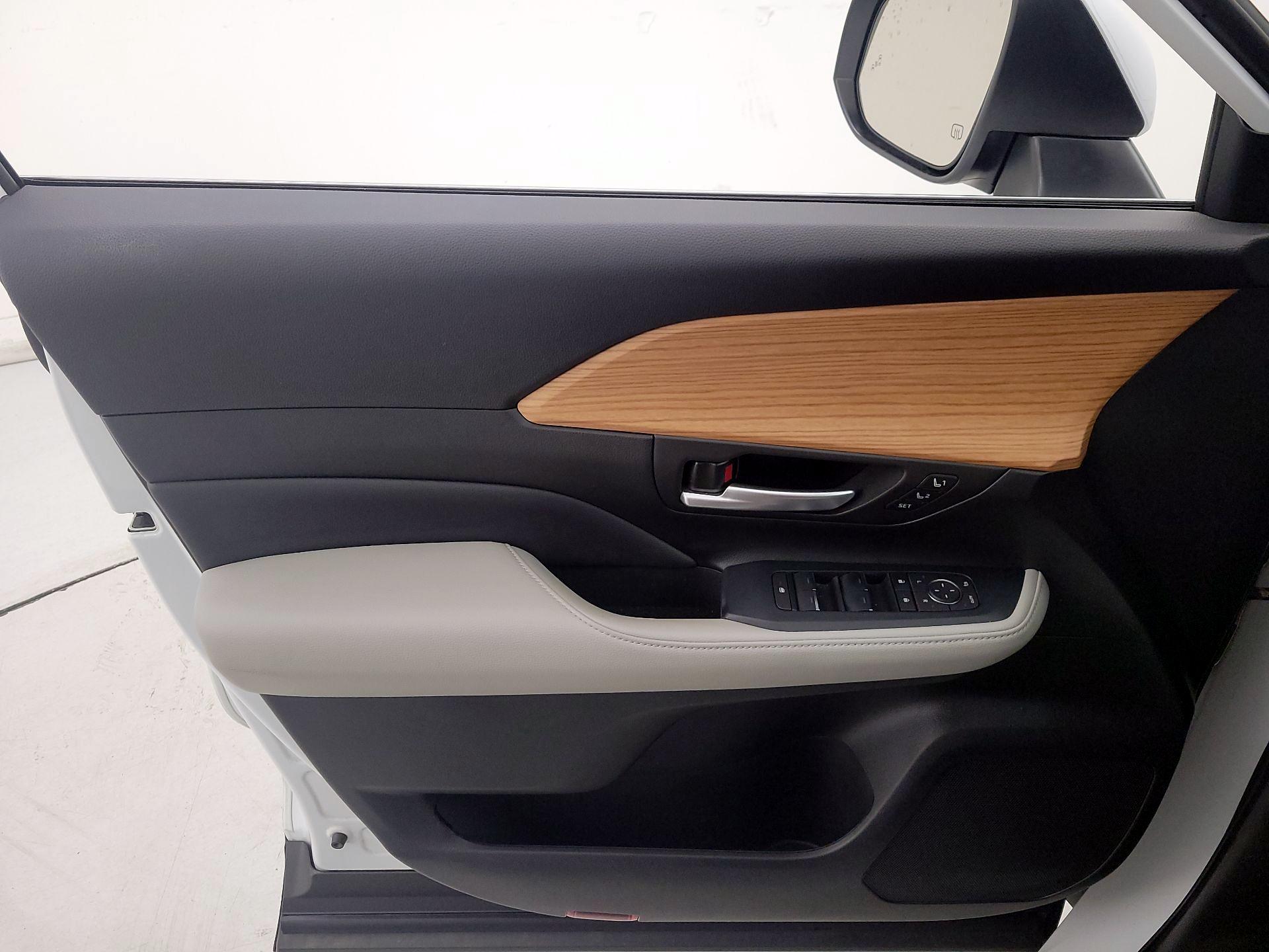 Thumbnail: 2024 Toyota Grand Highlander - 12