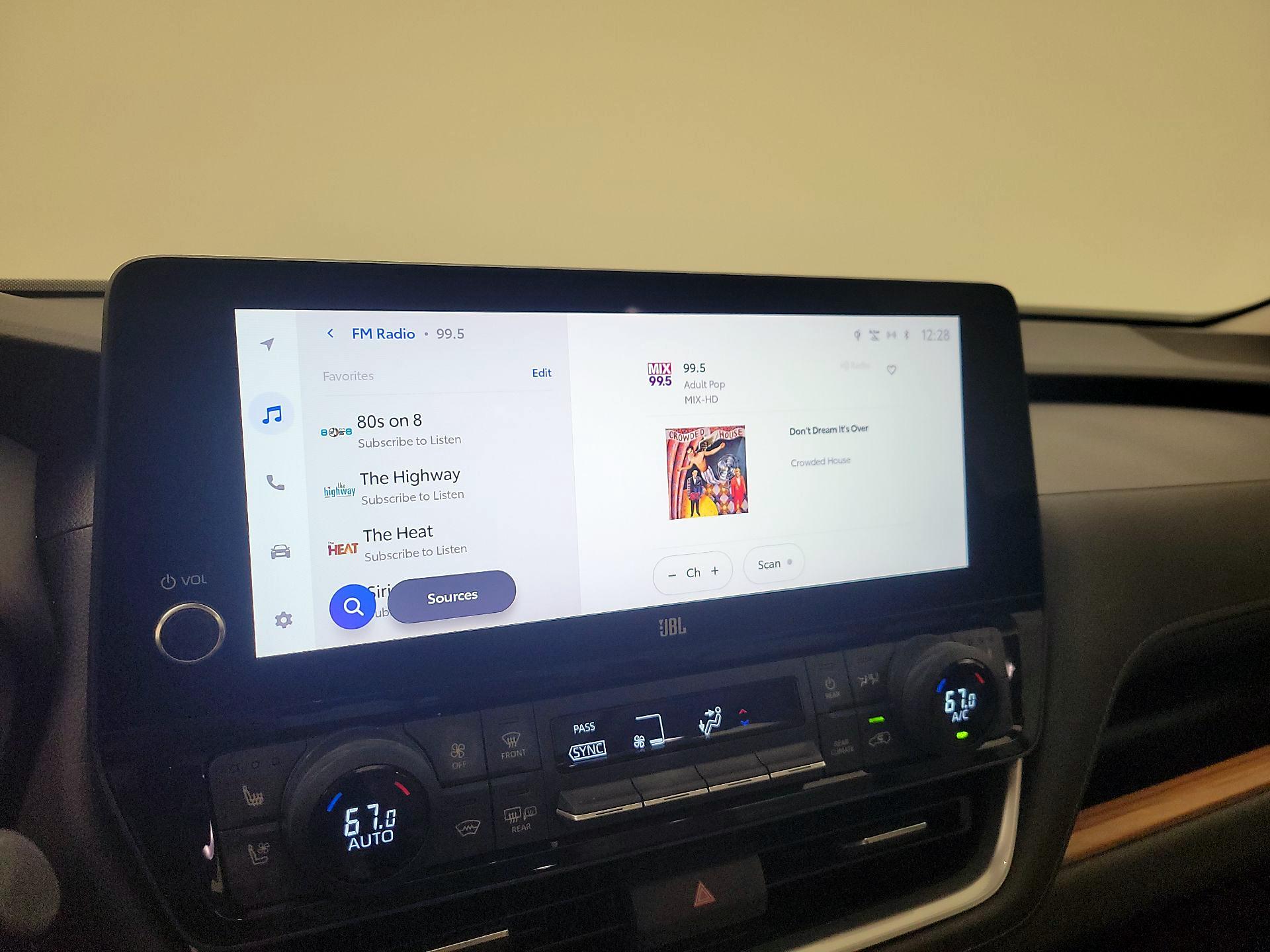 Thumbnail: 2024 Toyota Grand Highlander - 15