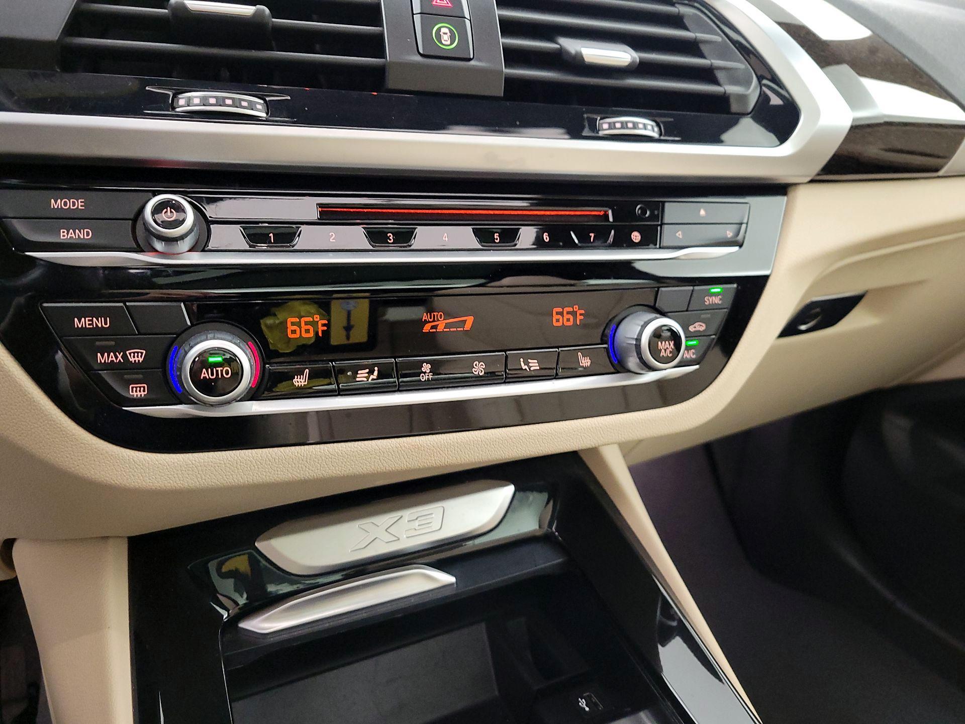 Thumbnail: 2019 BMW X3 - 17