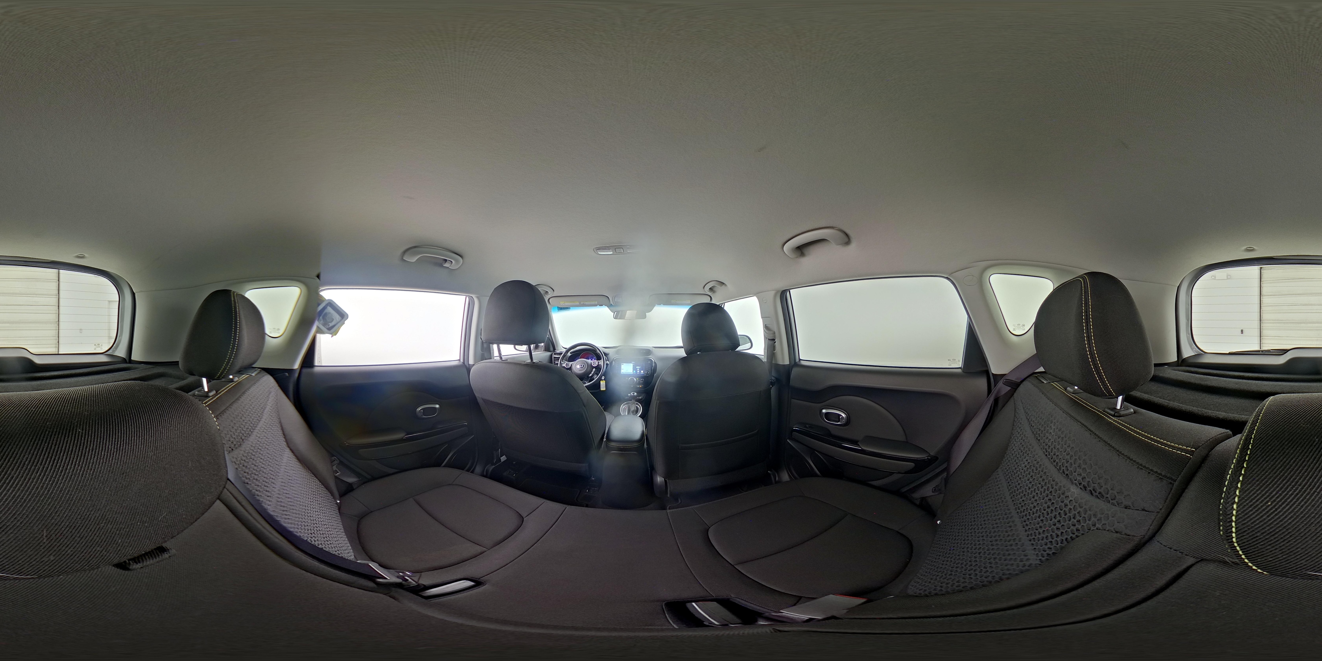 2015 Kia Soul + - Photo 26