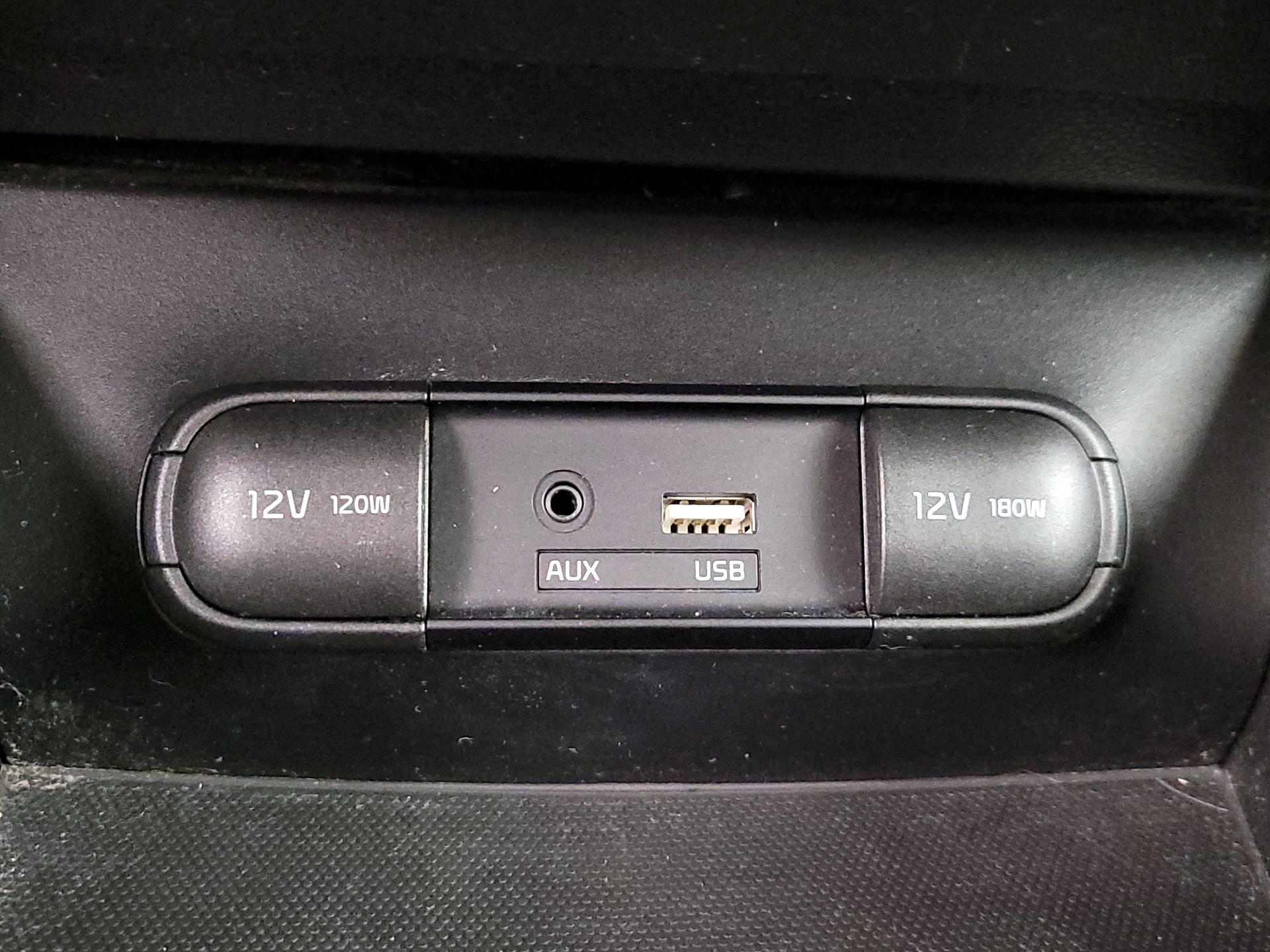 Thumbnail: 2015 Kia Soul - 19