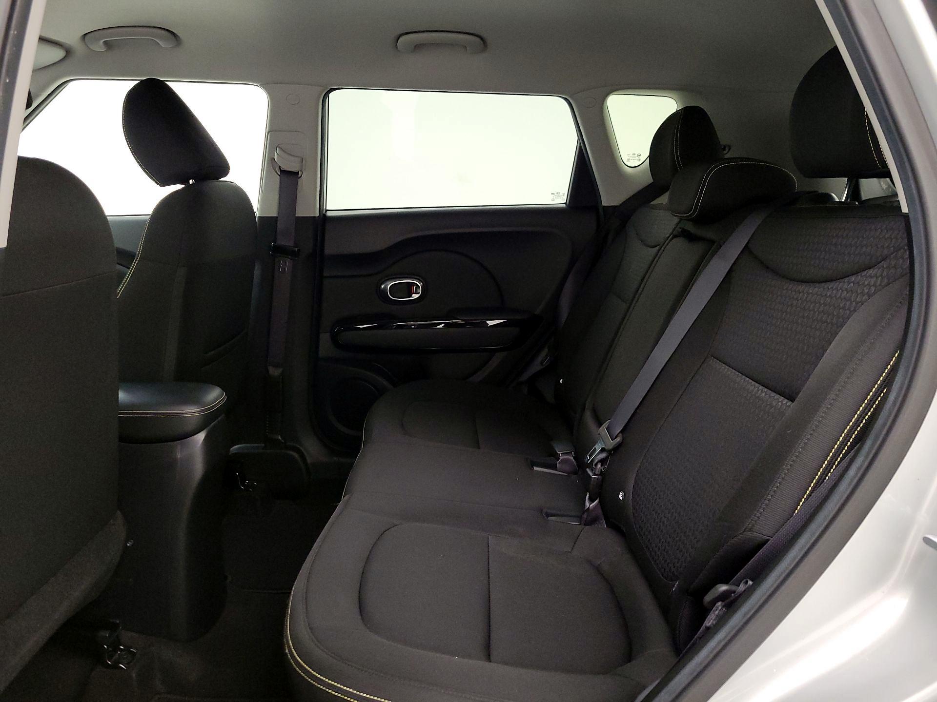 Thumbnail: 2015 Kia Soul - 20
