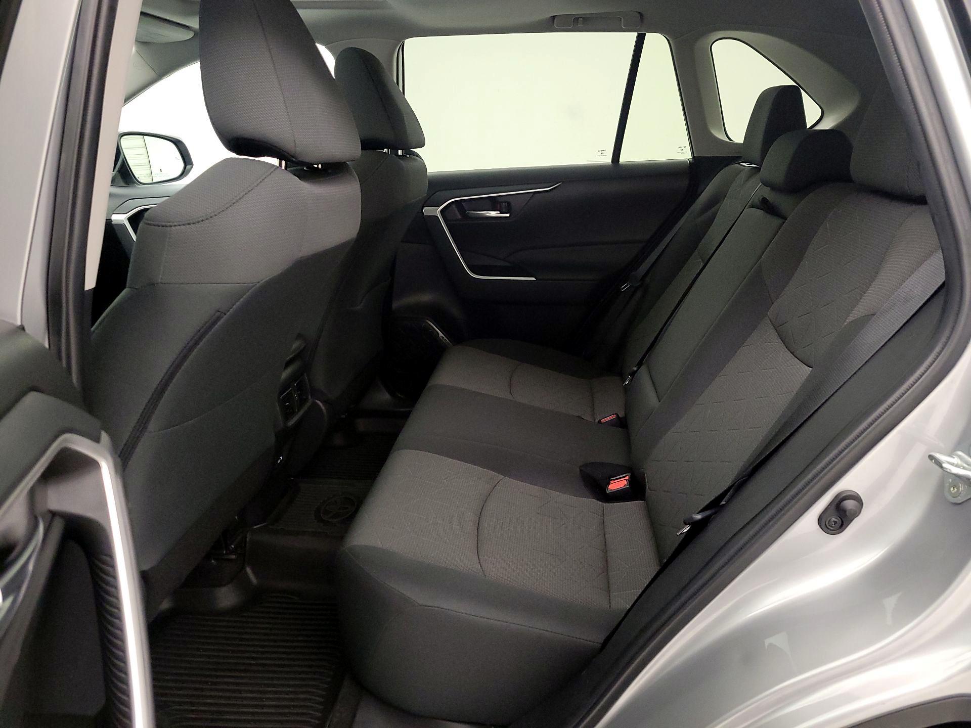 Thumbnail: 2023 Toyota RAV4 - 20