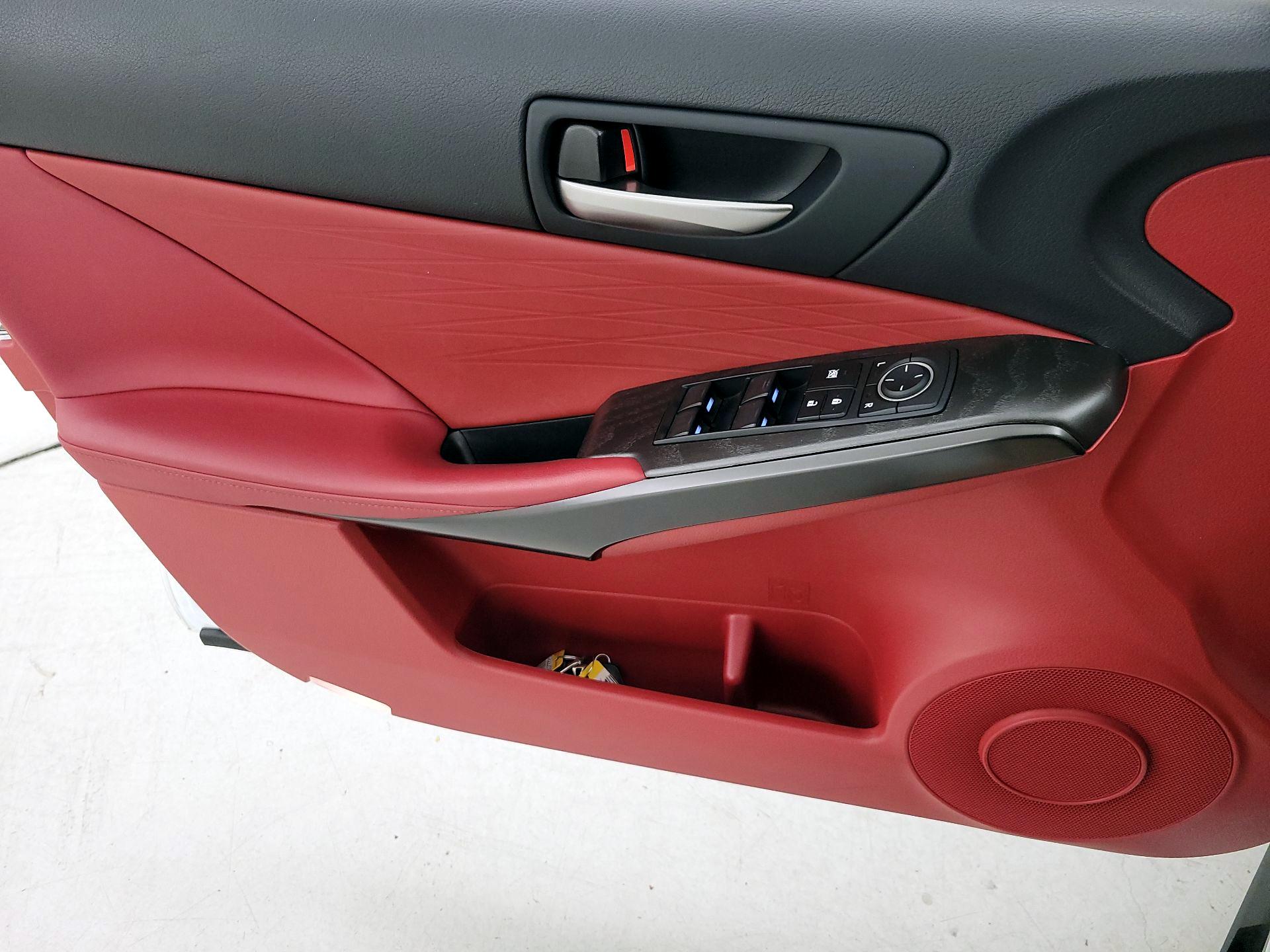 Thumbnail: 2021 Lexus IS - 12