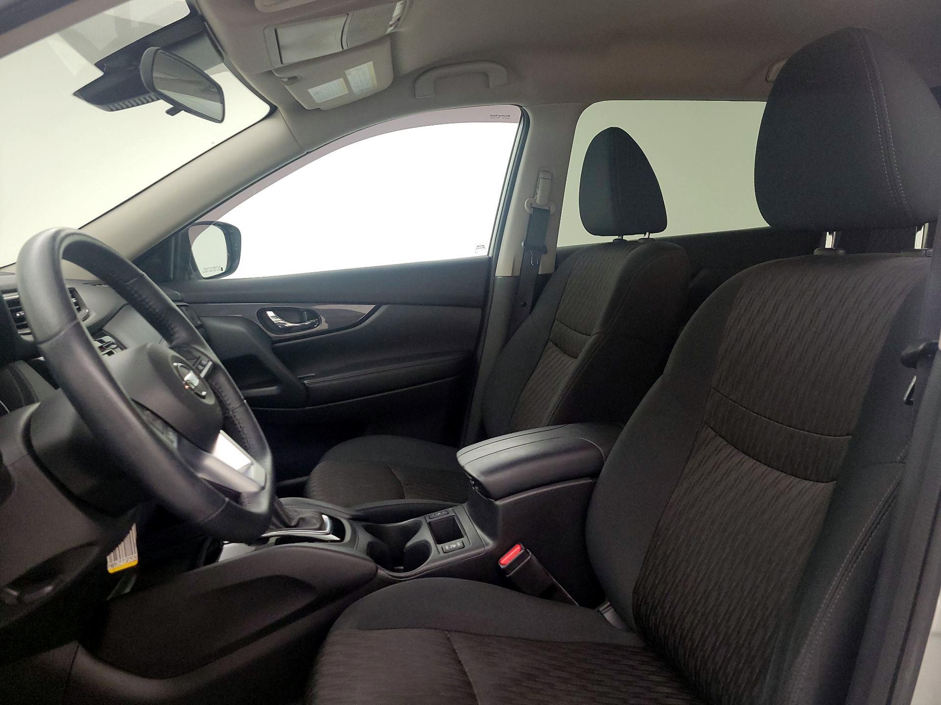 Thumbnail: 2020 Nissan Rogue - 11