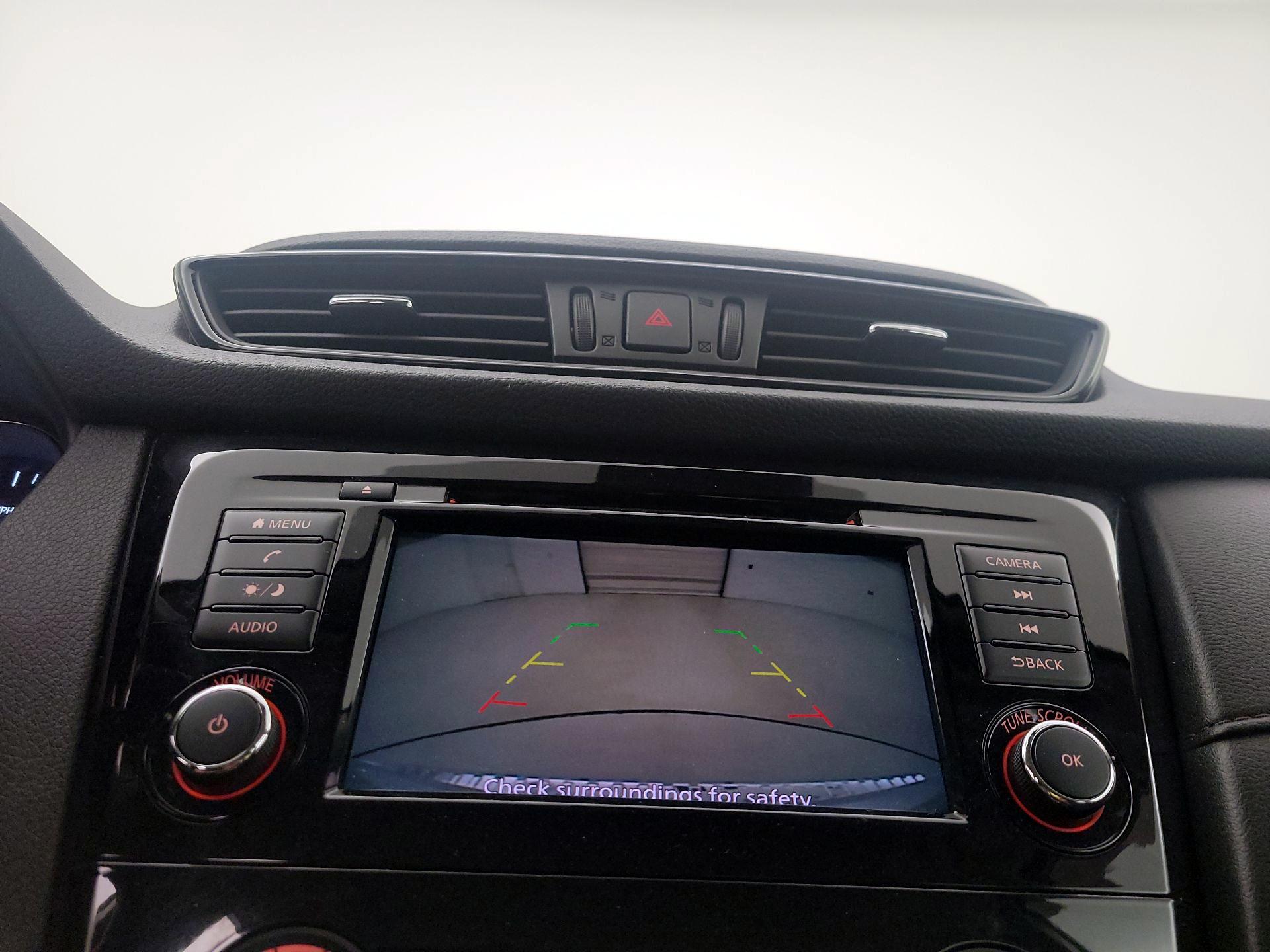 Thumbnail: 2020 Nissan Rogue - 14