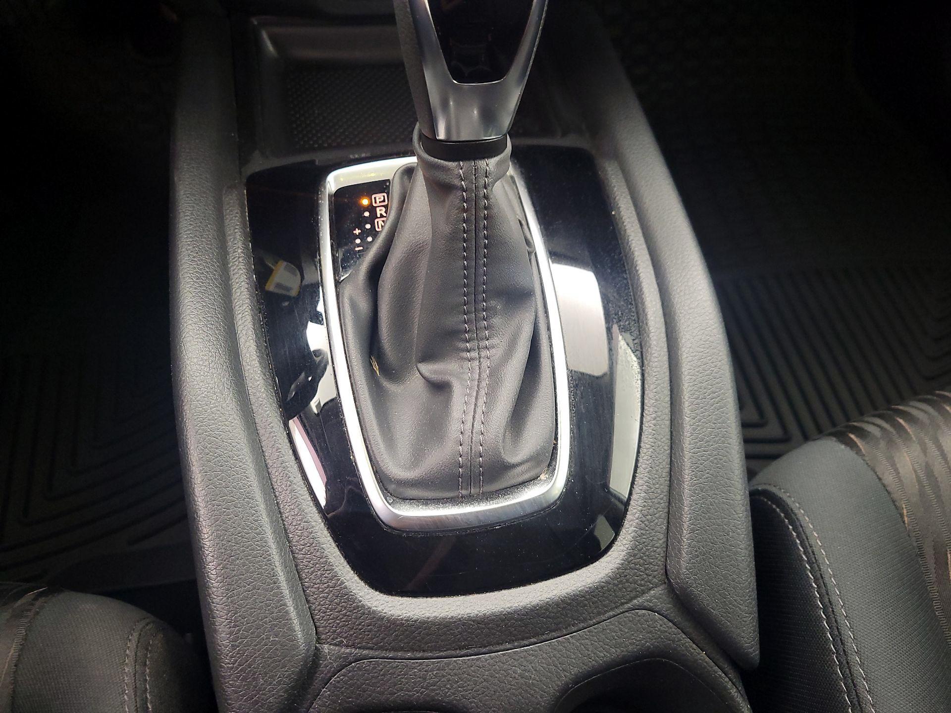 Thumbnail: 2020 Nissan Rogue - 17